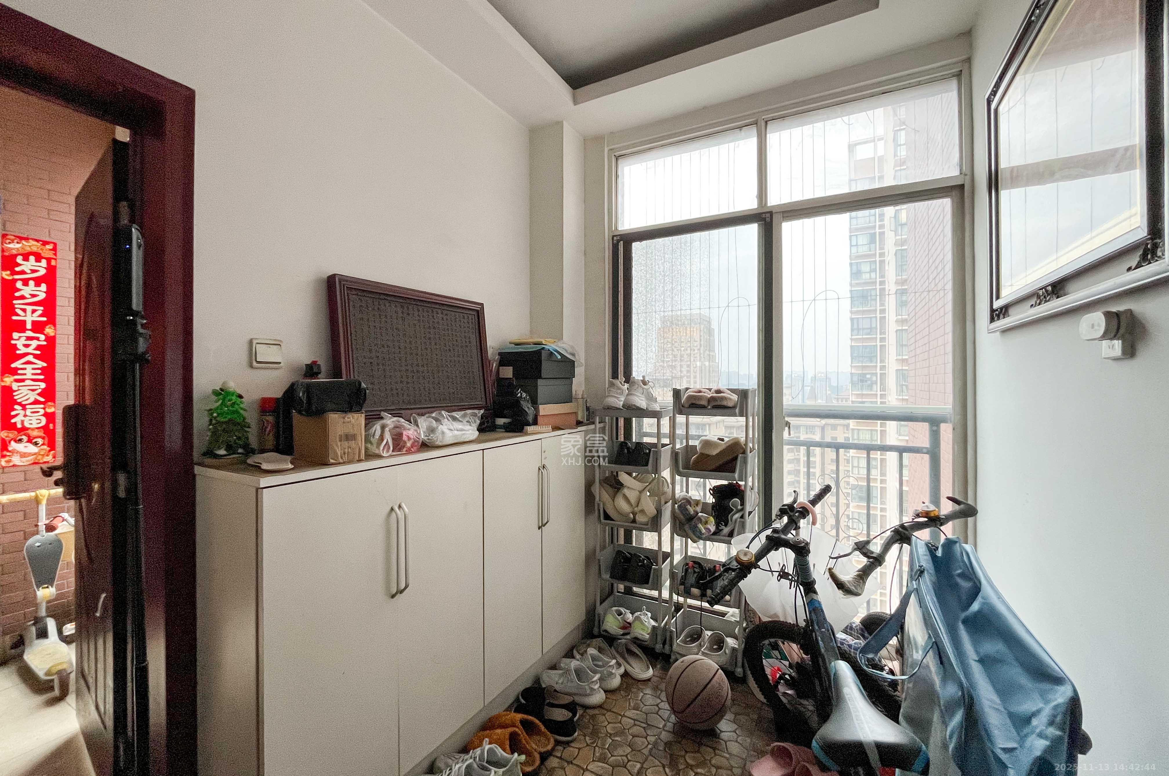 西点公园里 3室2厅2卫 156.0万 西点公园里 3室2厅2卫 156.0万其他