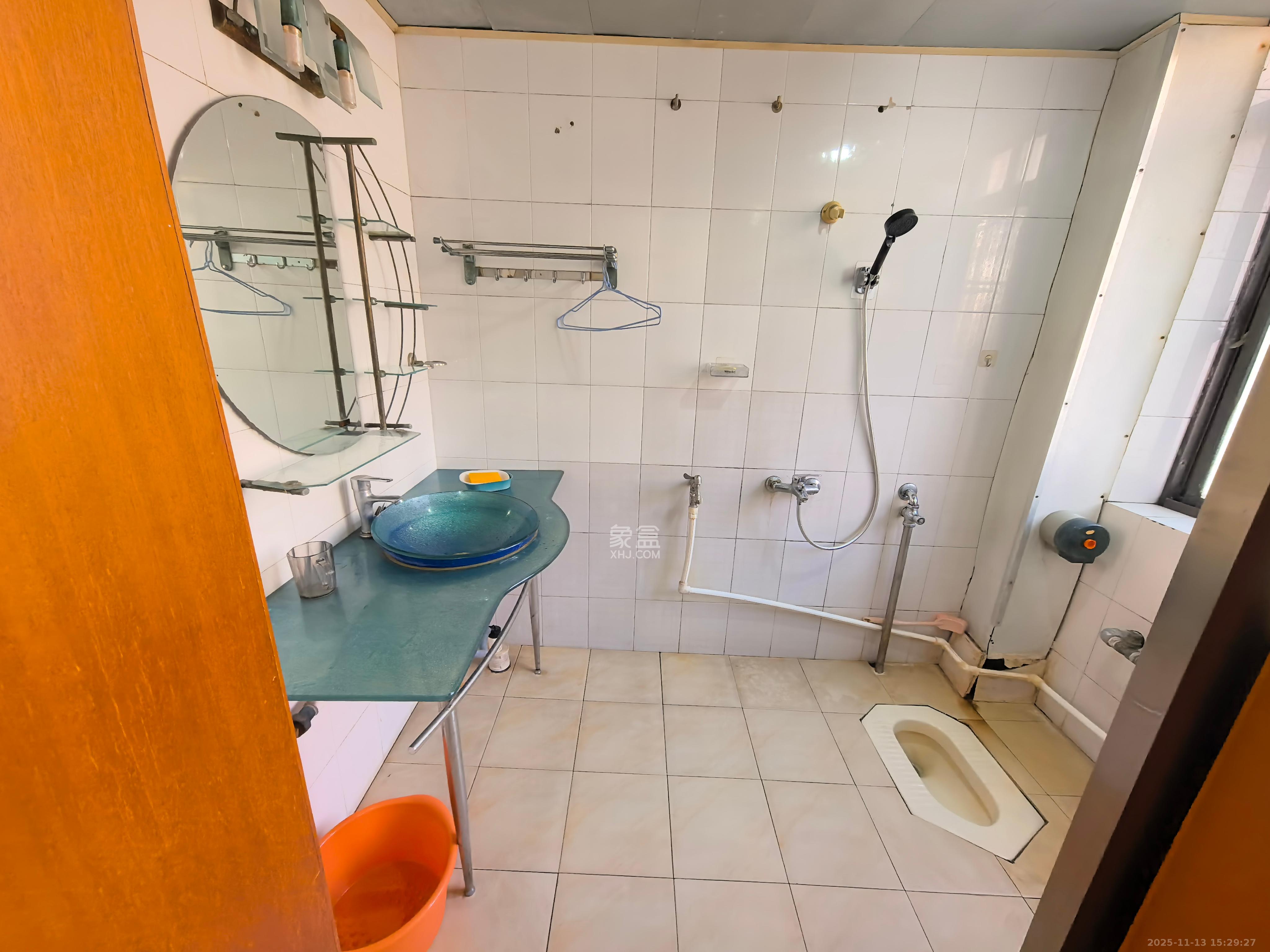 鑫邮小区 2室2厅1卫 1400.0元/月 鑫邮小区 2室2厅1卫 1400.0元/月室内图