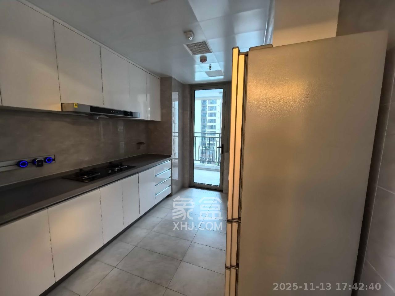 梅溪华府（新城金茂梦想华府）  4室2厅3卫    7500.0元/月室内图