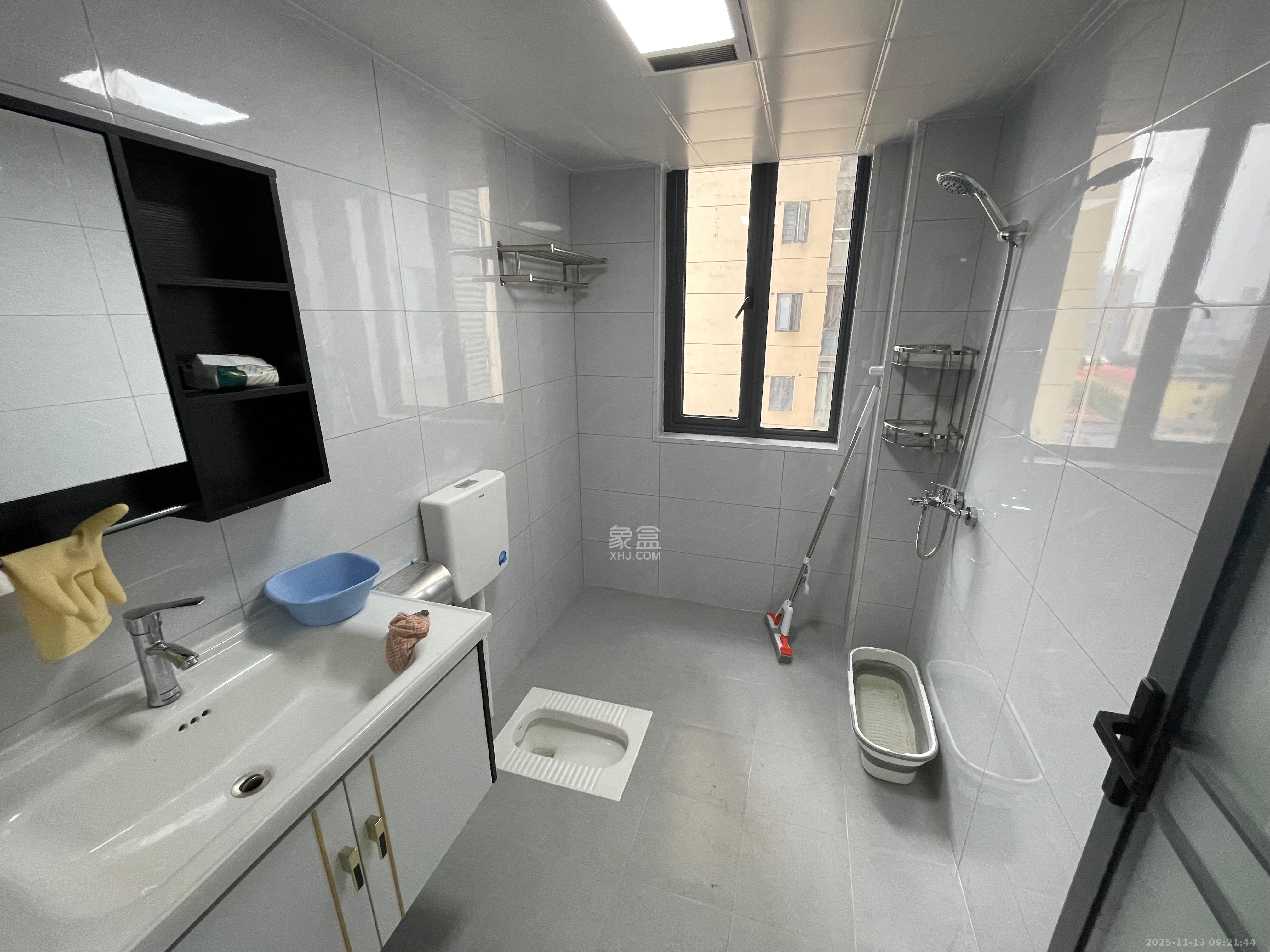 璞悦府  3室2厅2卫    3500.0元/月室内图