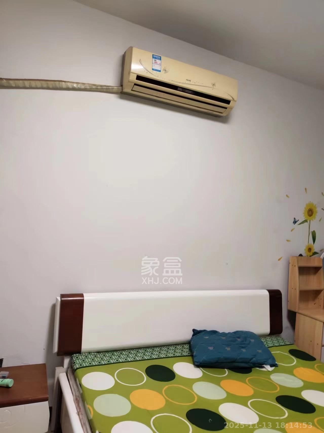 喜盈门范城  1室1厅1卫    1400.0元/月室内图