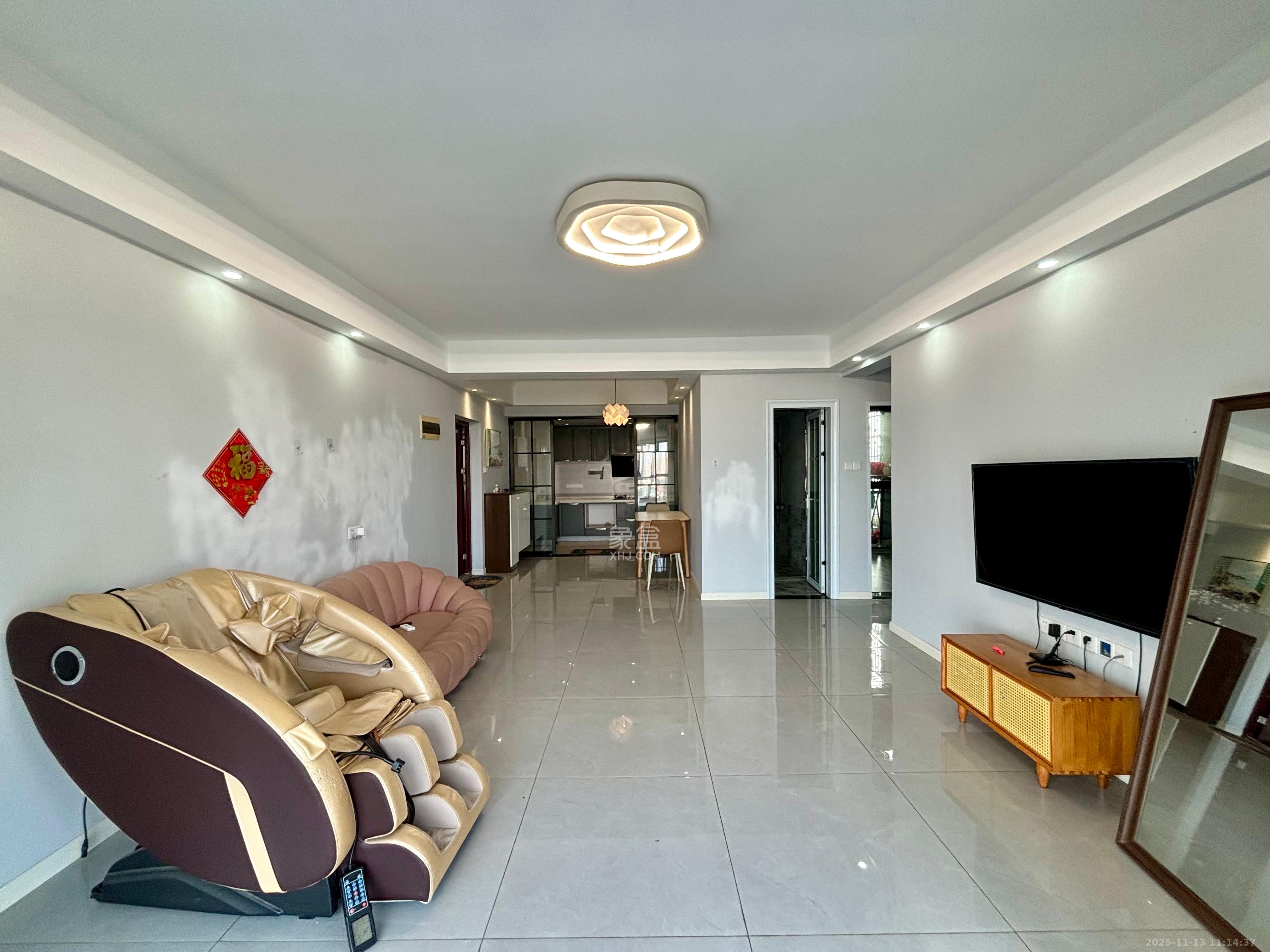 海林馨香雅苑  4室2厅2卫    2600.0元/月室内图