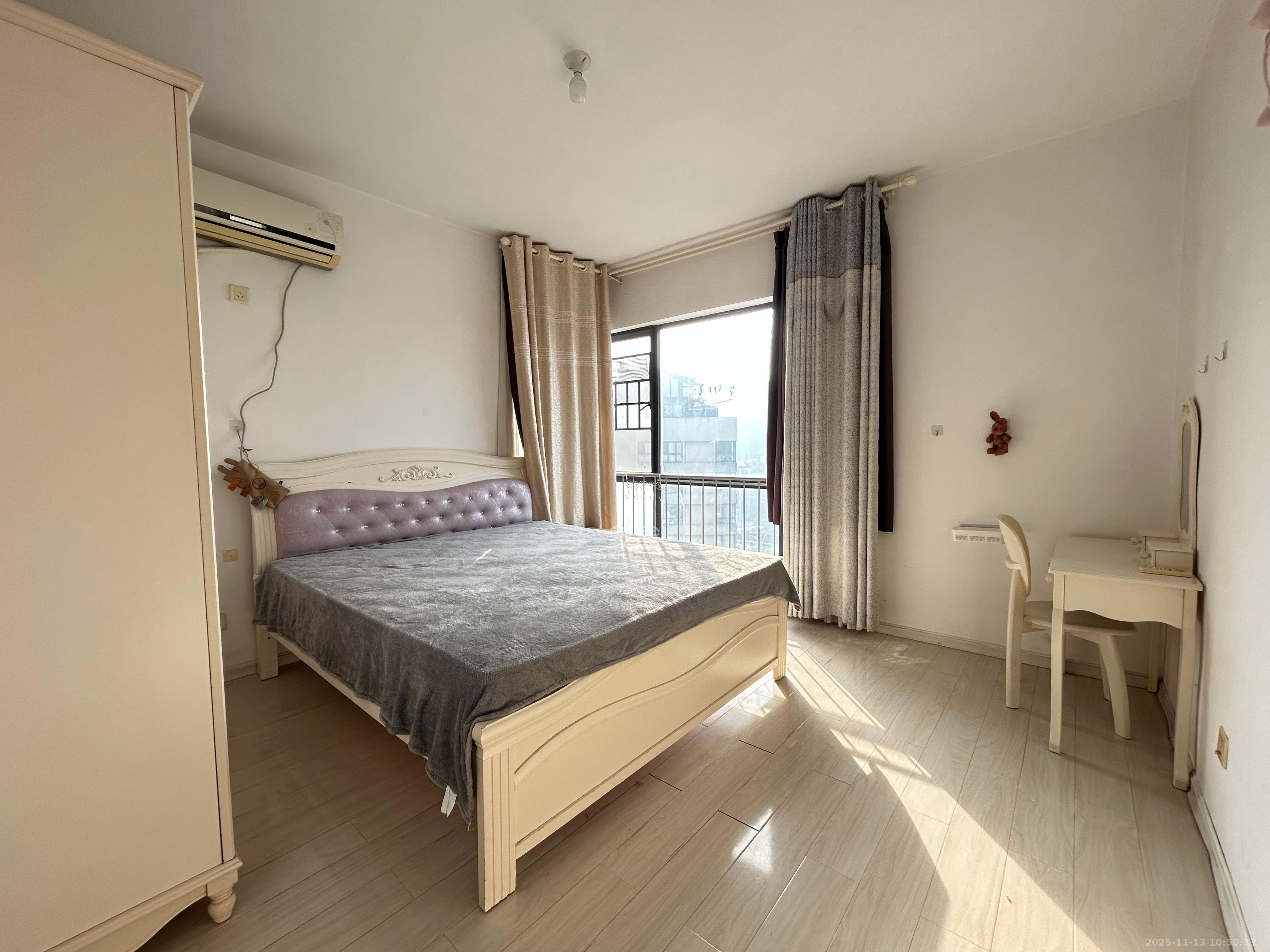 景秀江山  2室2厅1卫    2100.0元/月室内图