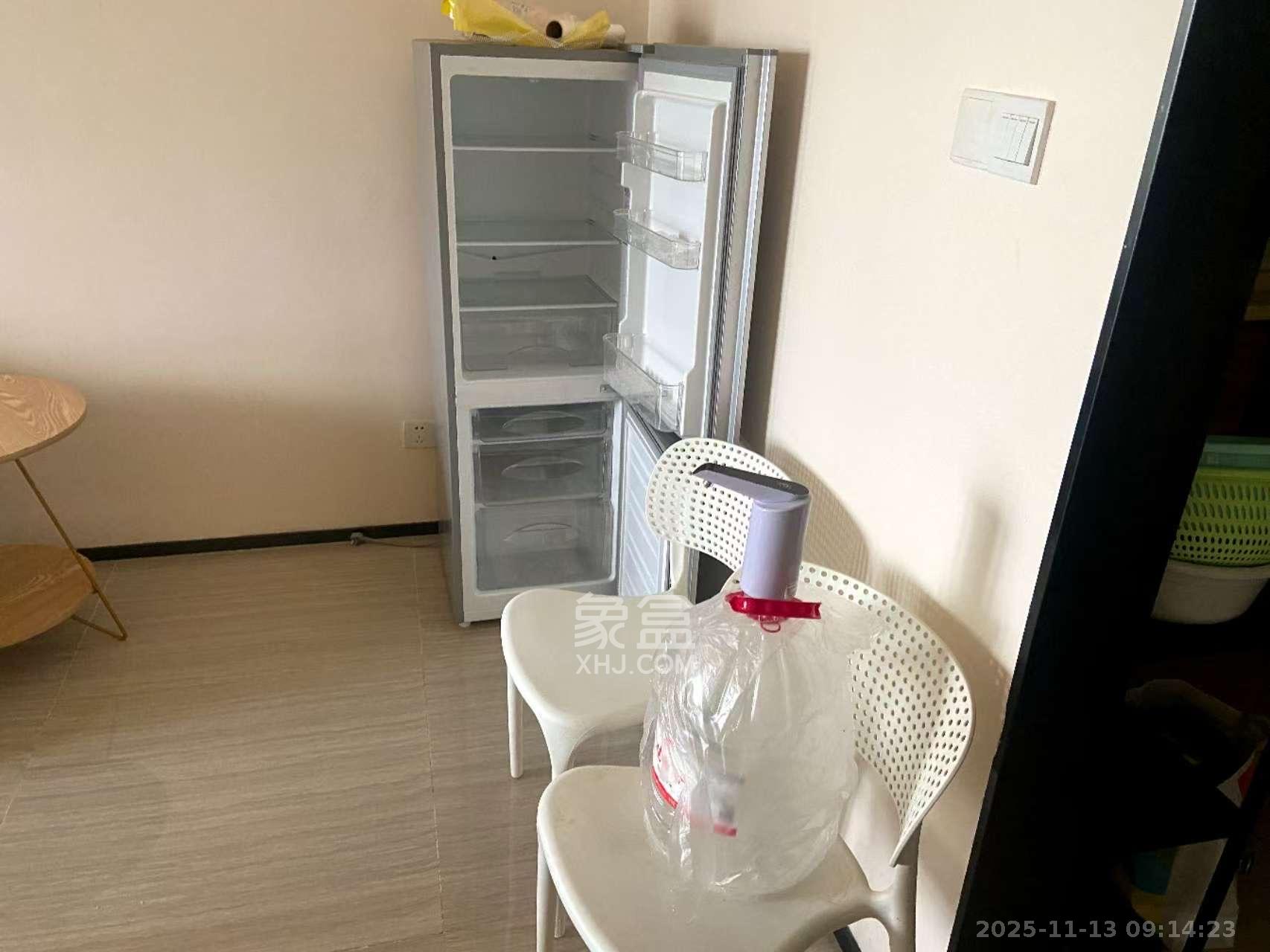 恒大国际广场 1室1厅1卫 2000.0元/月 恒大国际广场 1室1厅1卫 2000.0元/月室内图