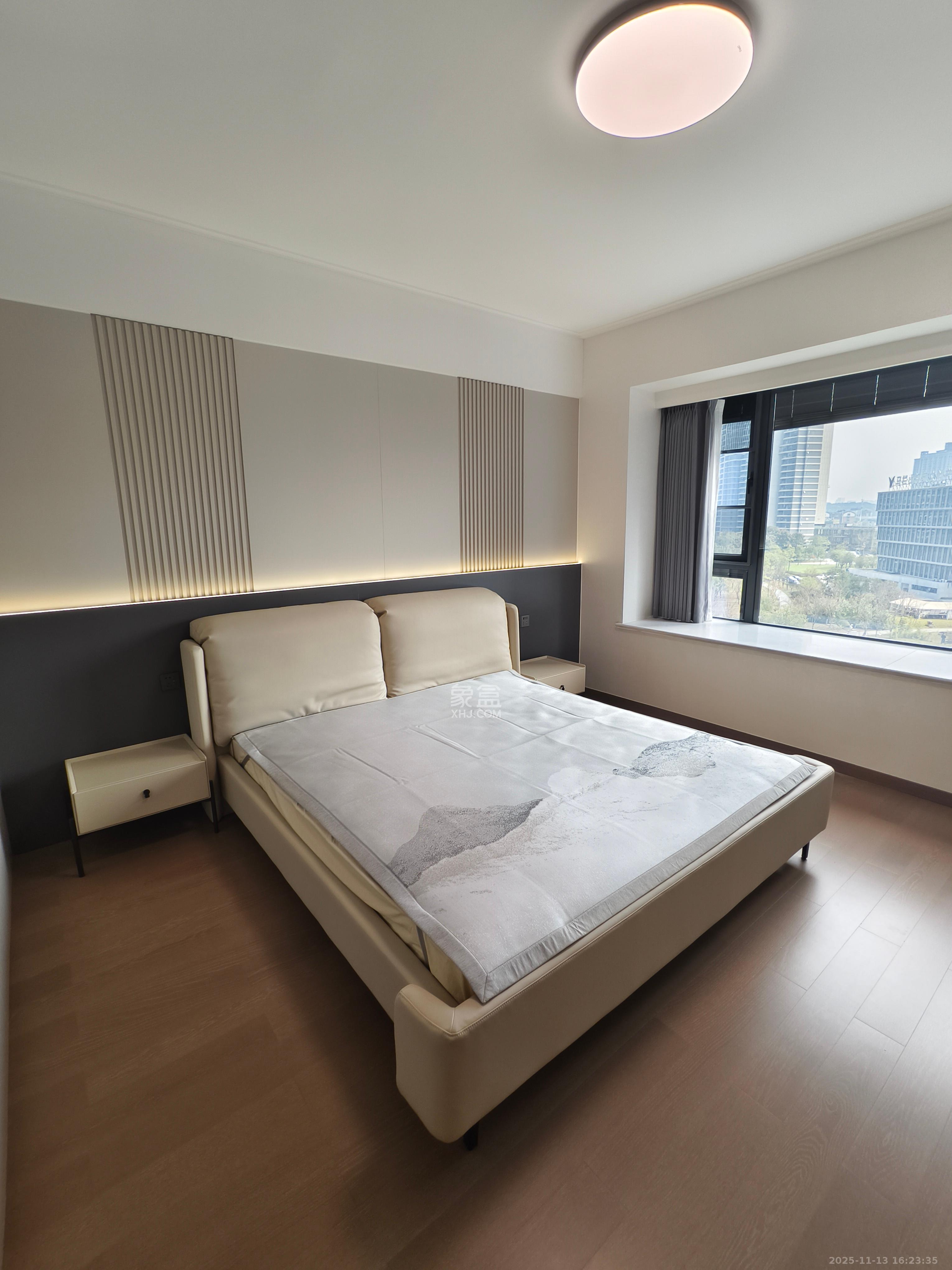 绿地V岛 4室2厅2卫 10000.0元/月 绿地V岛 4室2厅2卫 10000.0元/月室内图