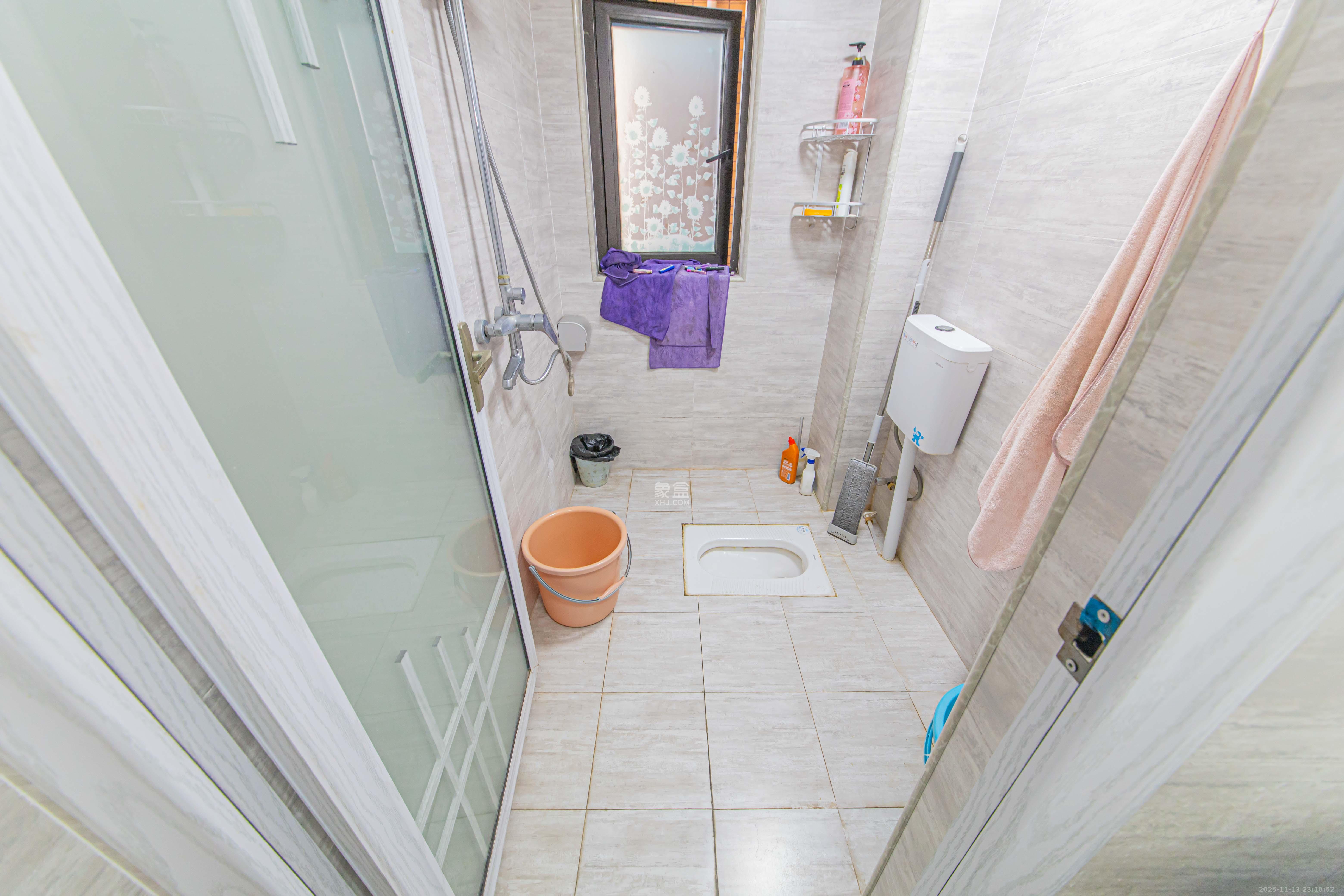 北辰中央公园C区  3室2厅1卫    83.9万卫生间