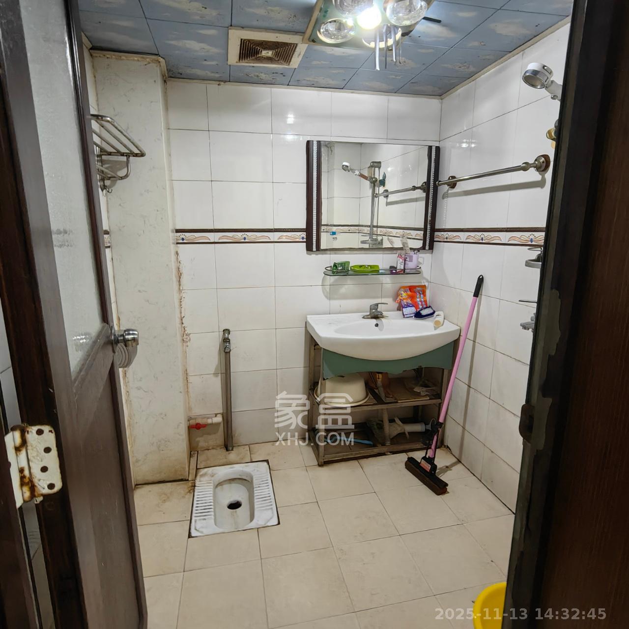 申湘宽境  2室2厅1卫    1200.0元/月室内图