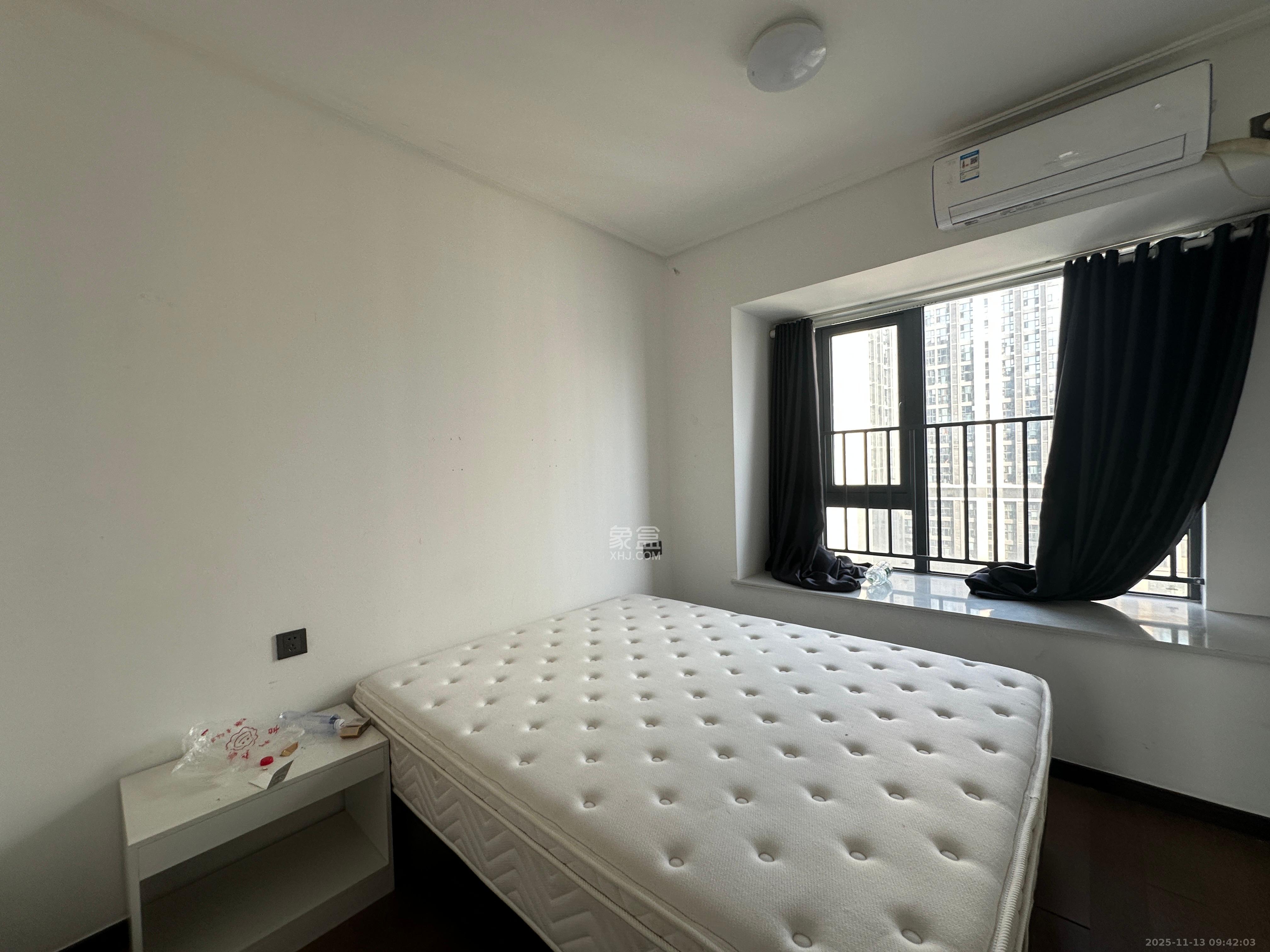 卓越中寰 4室2厅2卫 4500.0元/月 卓越中寰 4室2厅2卫 4500.0元/月室内图