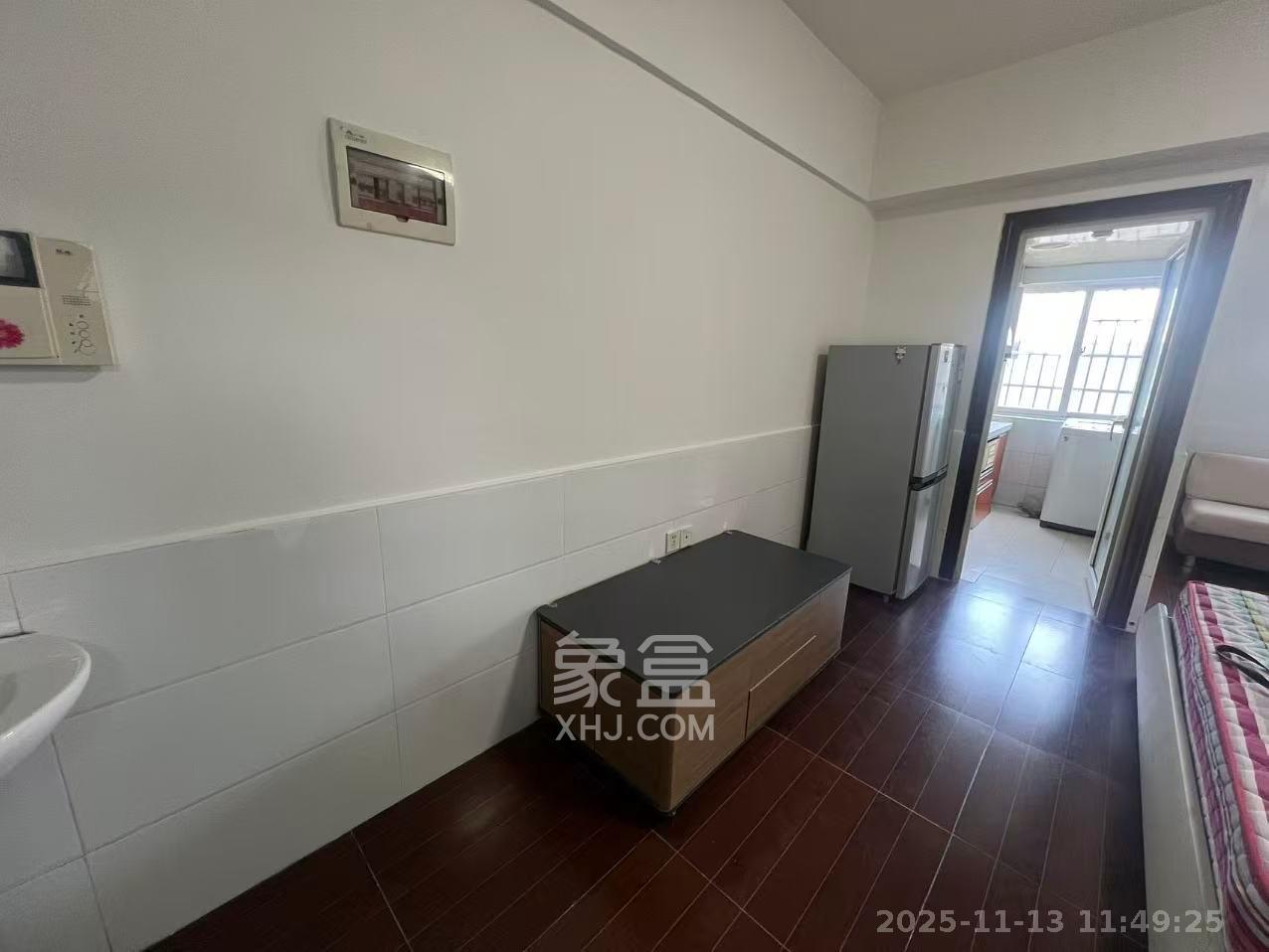 谋房博客(博客天街)  1室1厅1卫    1500.0元/月室内图