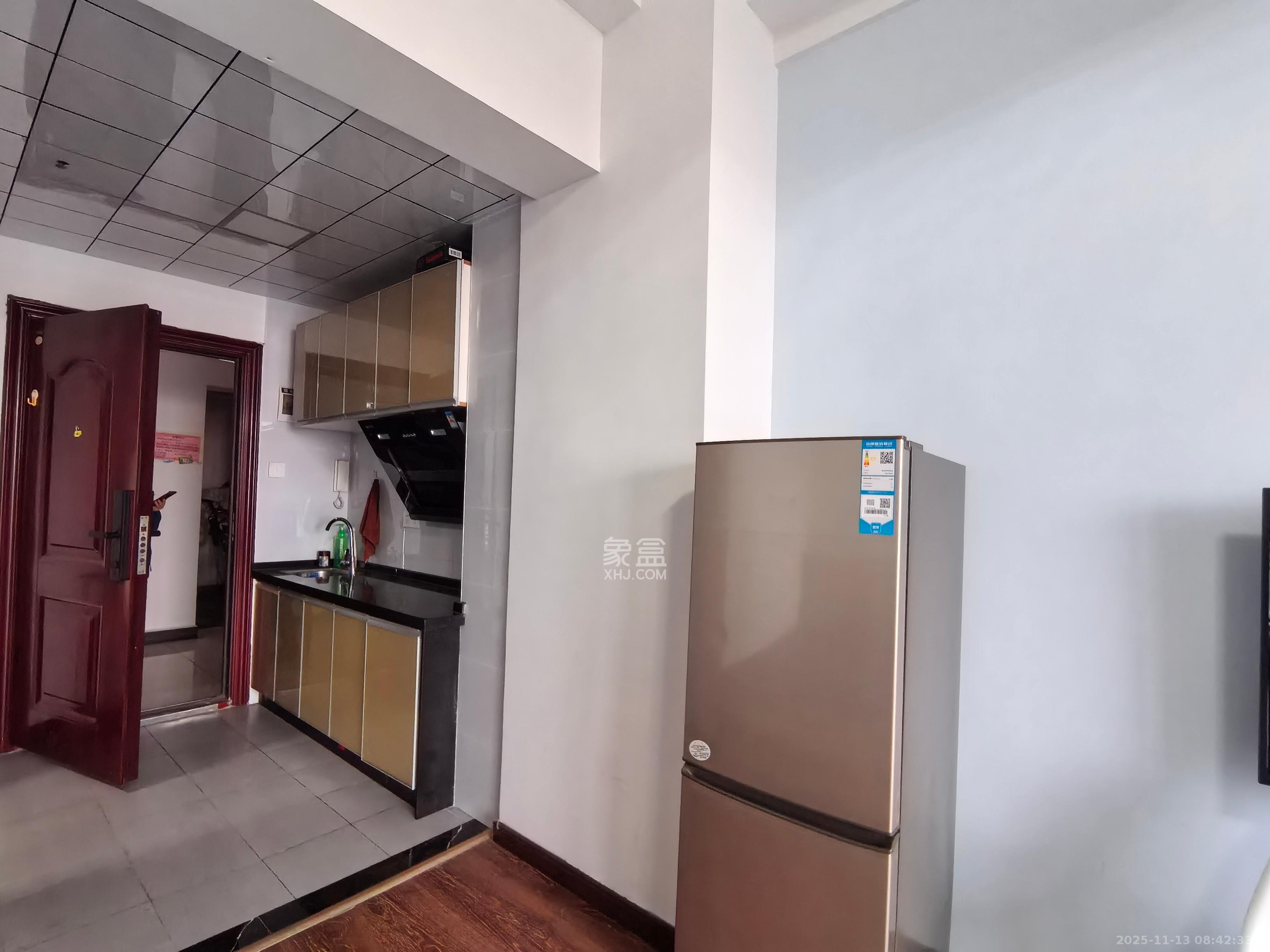 东方美地 1室0厅0卫 1400.0元/月 东方美地 1室0厅0卫 1400.0元/月室内图