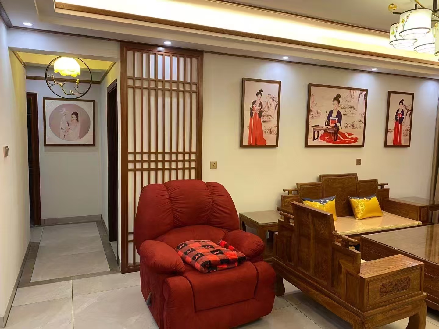 滨海新天地  3室2厅2卫    4200.0元/月室内图