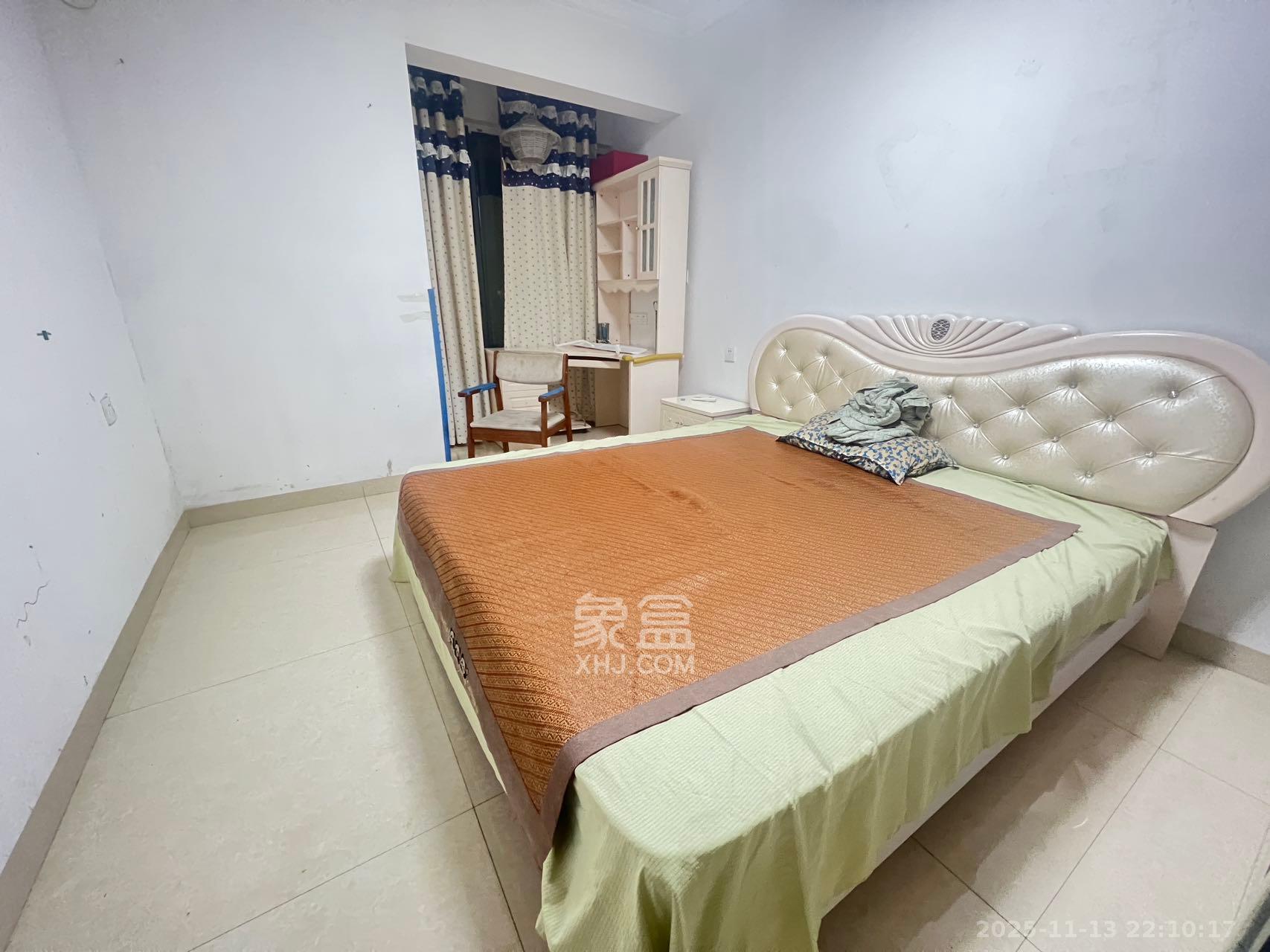 保利麓谷林语C区  1室0厅0卫    2000.0元/月室内图