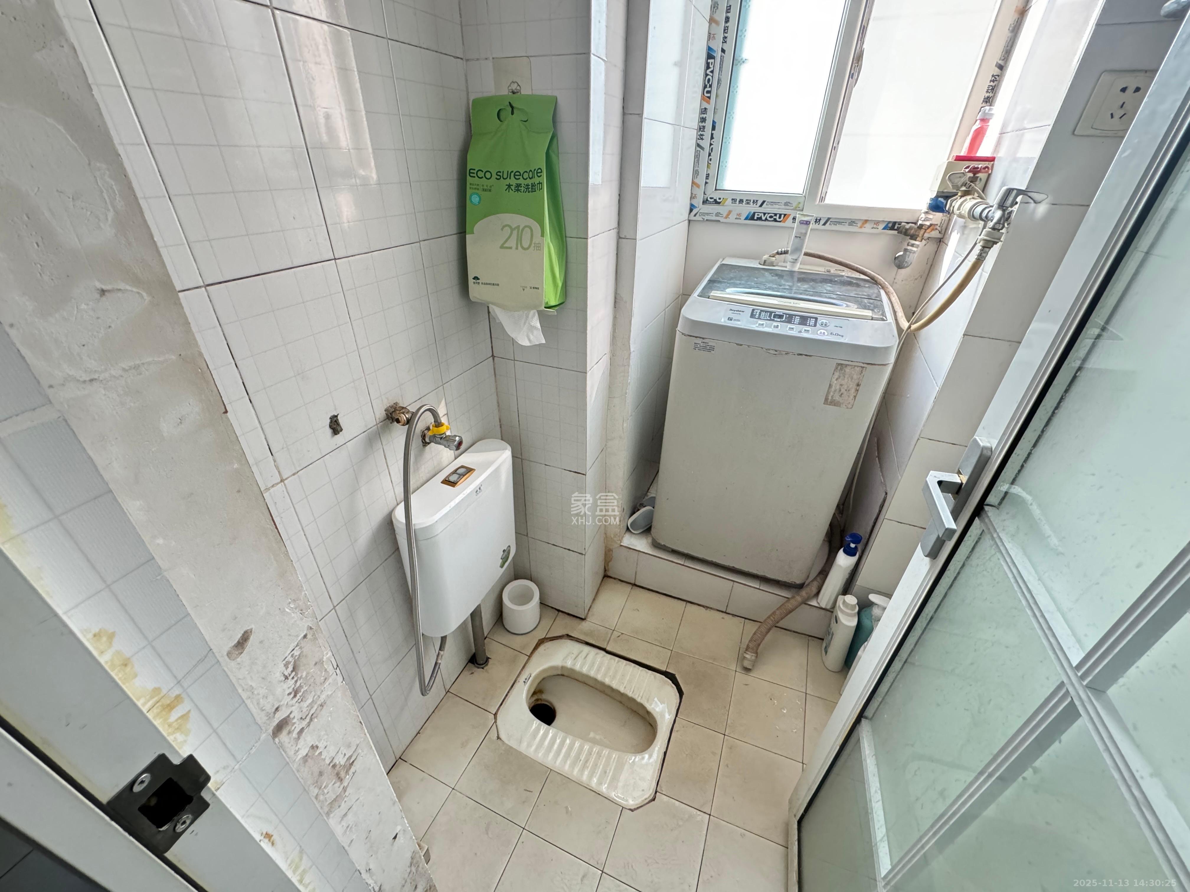 狮子山一片  2室1厅1卫    1300.0元/月室内图