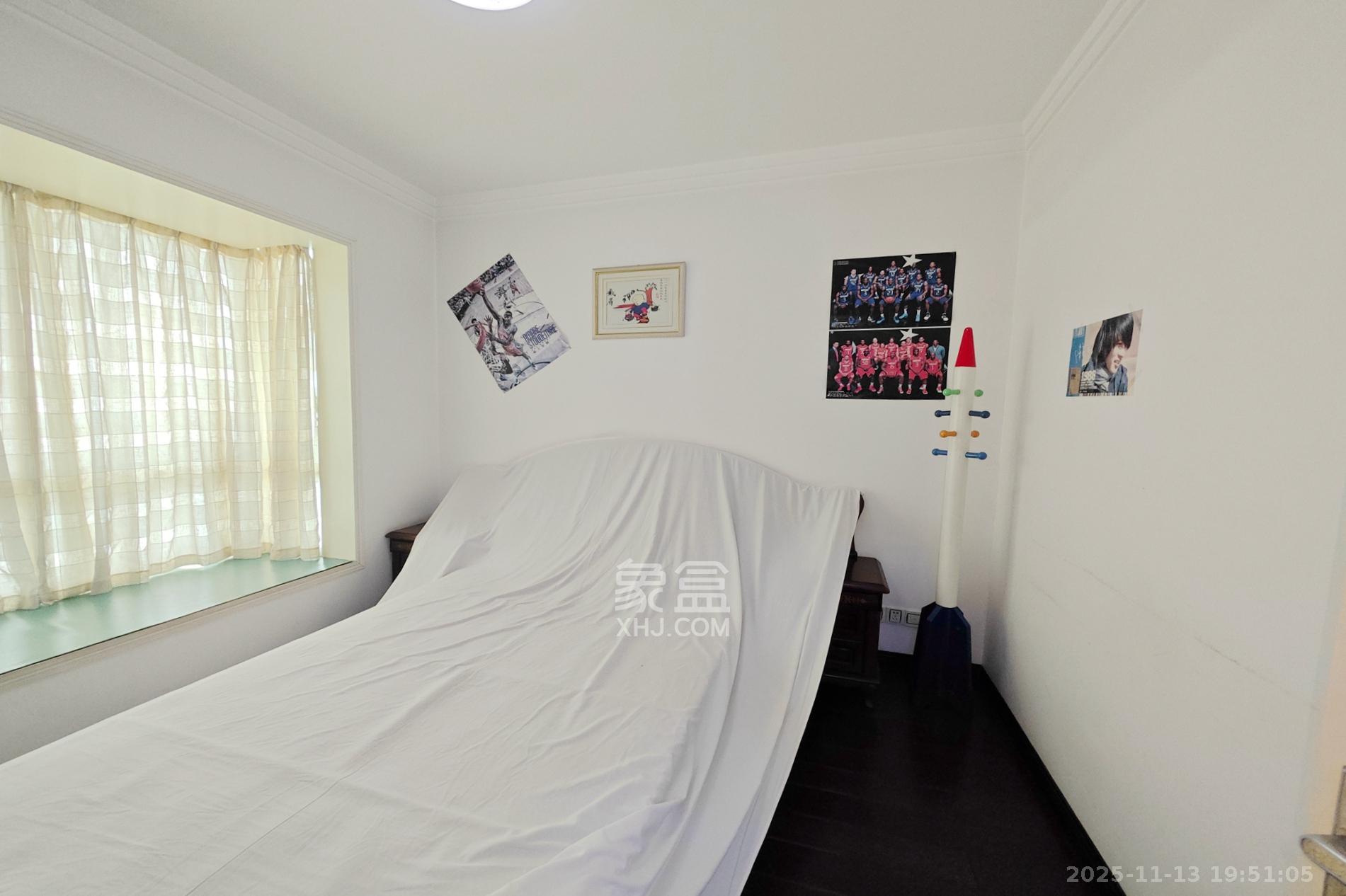 名都花园 3室2厅2卫 86.0万 名都花园 3室2厅2卫 86.0万卧室