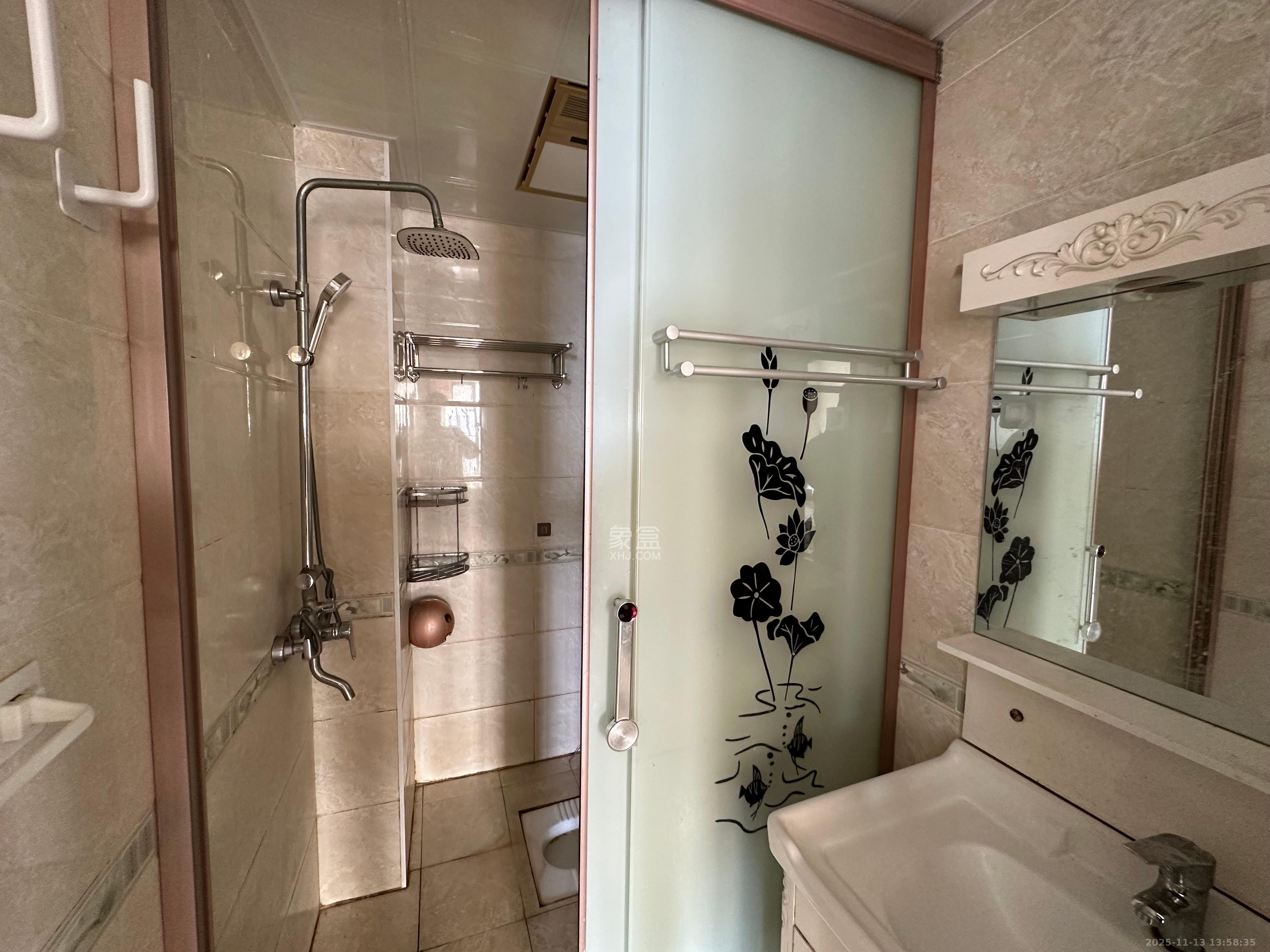 深业睿城  2室2厅1卫    1800.0元/月室内图