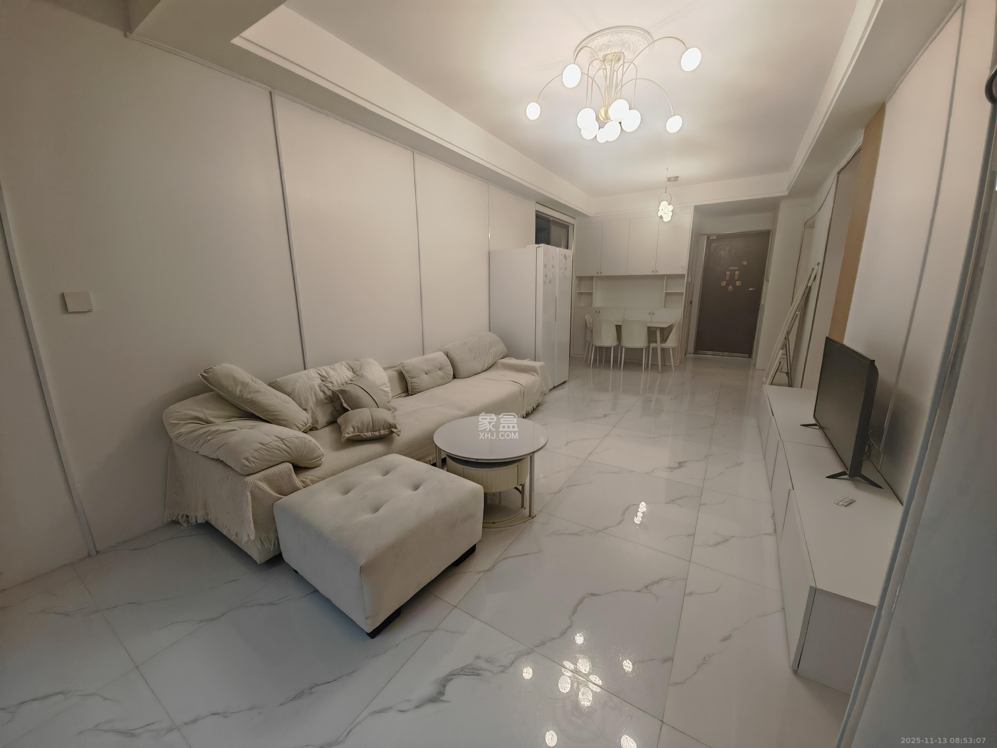 阳光城尚东湾青云苑 2室1厅1卫 2400.0元/月 阳光城尚东湾青云苑 2室1厅1卫 2400.0元/月室内图