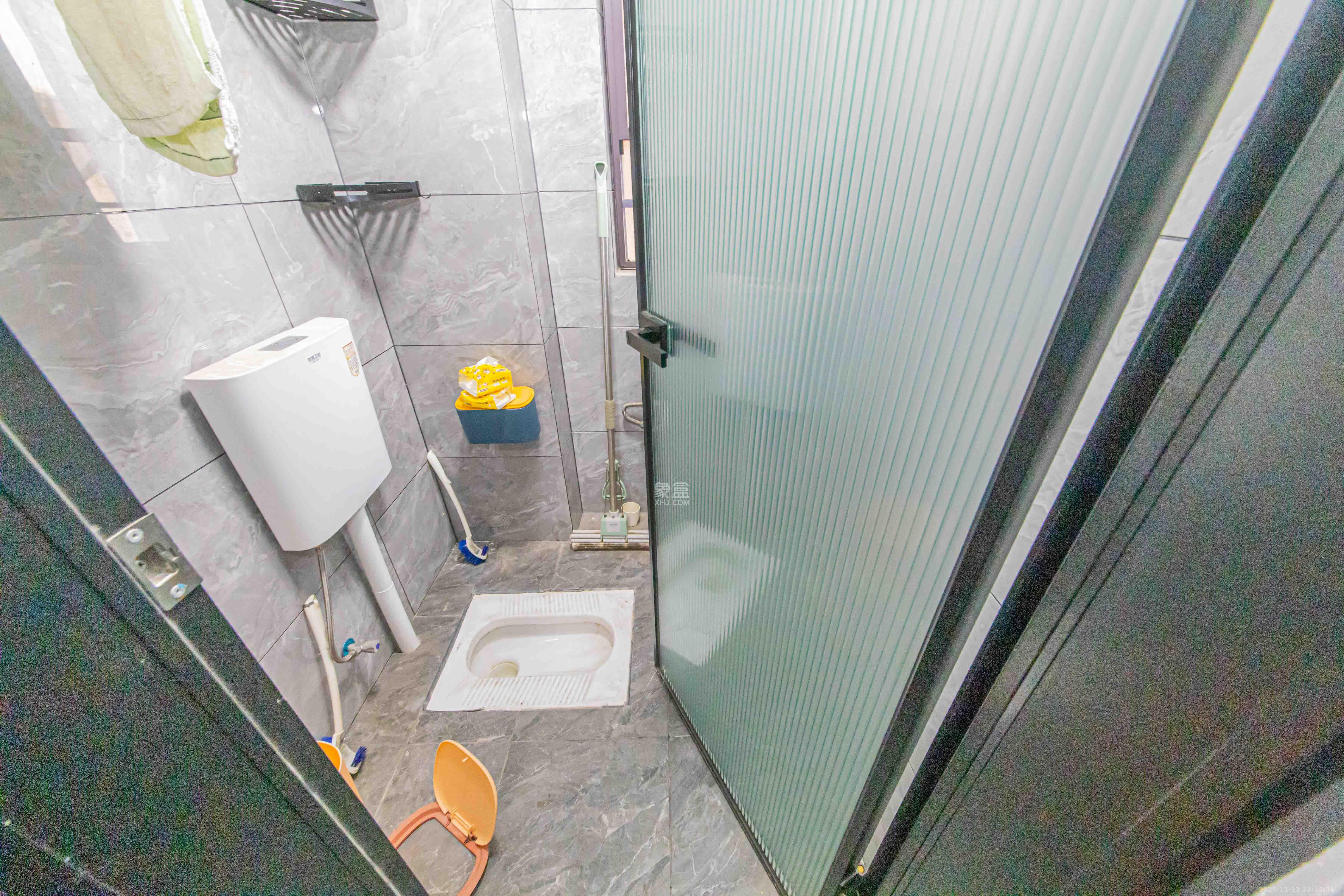 大唐印象二期御府  3室2厅1卫    115.0万卫生间