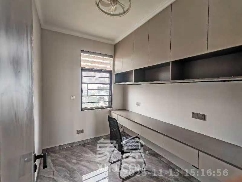 福天星中心（福天星雅苑）  4室2厅2卫    3800.0元/月室内图