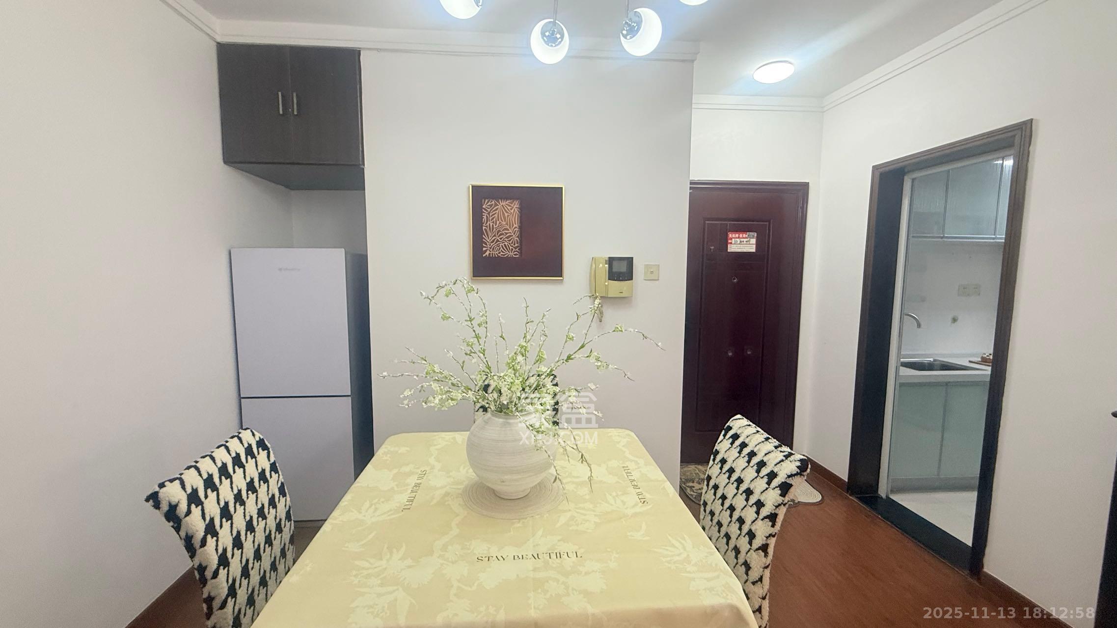 芙蓉公馆  2室2厅1卫    3480.0元/月室内图