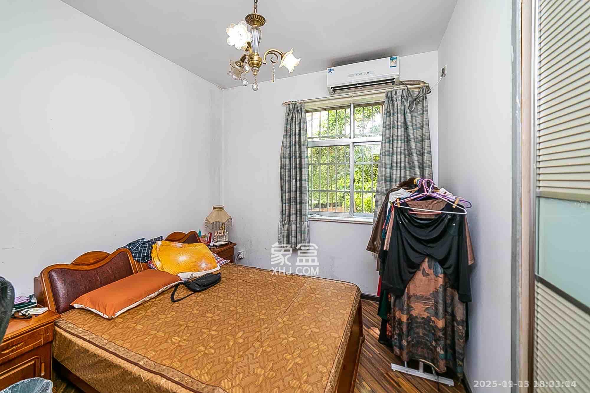 华银园  2室2厅1卫    2200.0元/月室内图