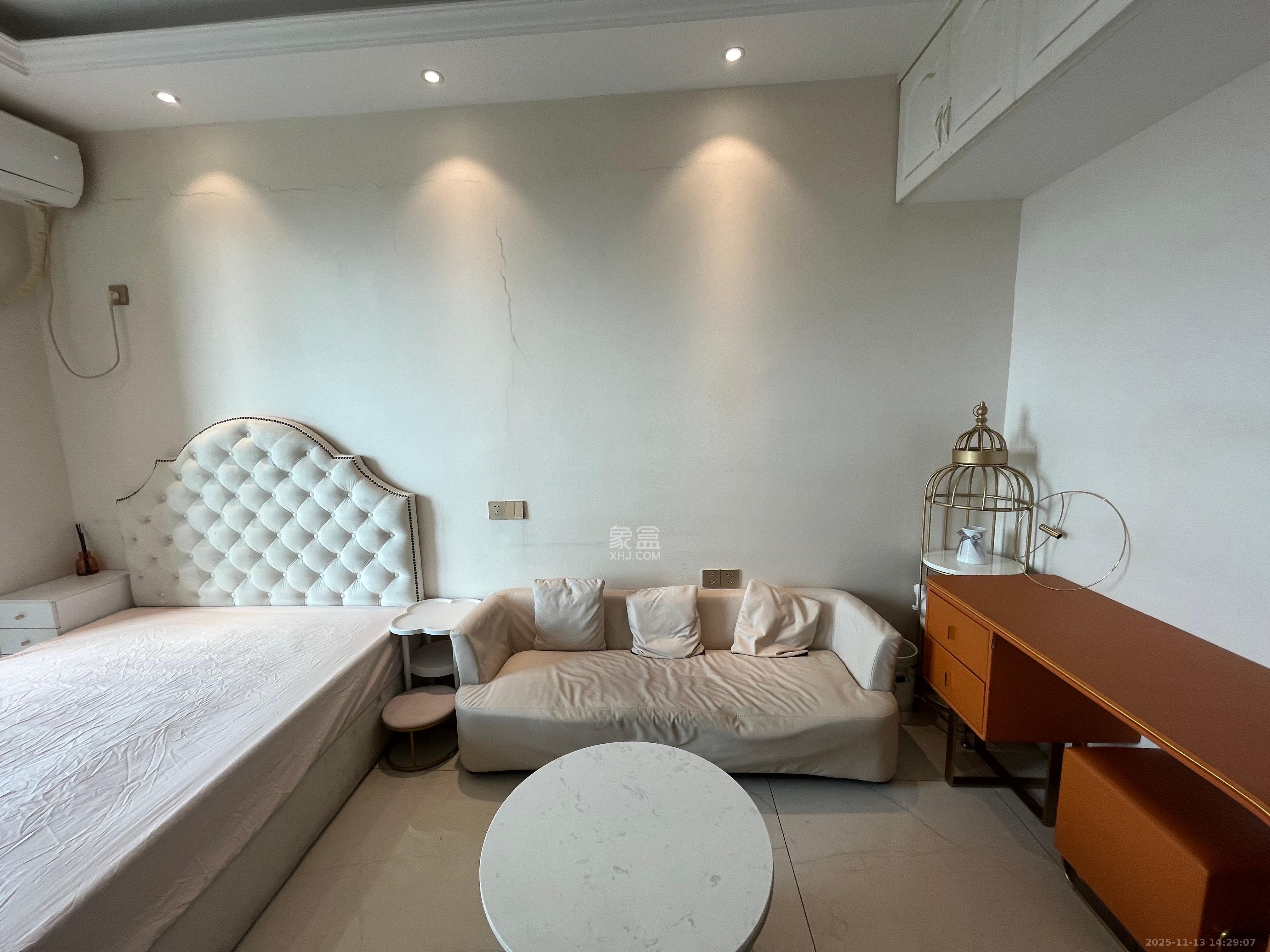 东盈商业广场（华泉城市广场）  1室1厅1卫    1600.0元/月室内图