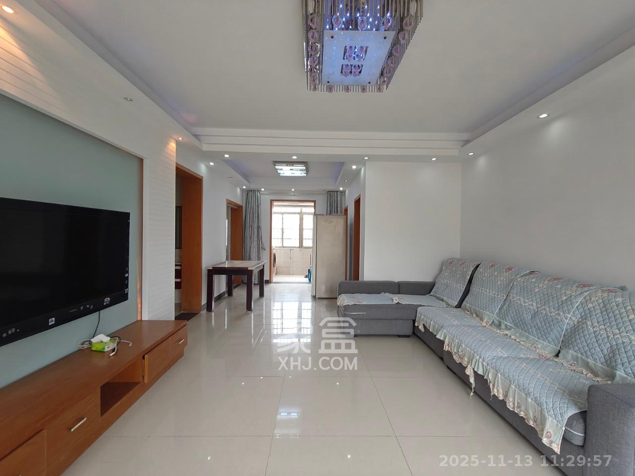 中新森林海  3室2厅2卫    1200.0元/月