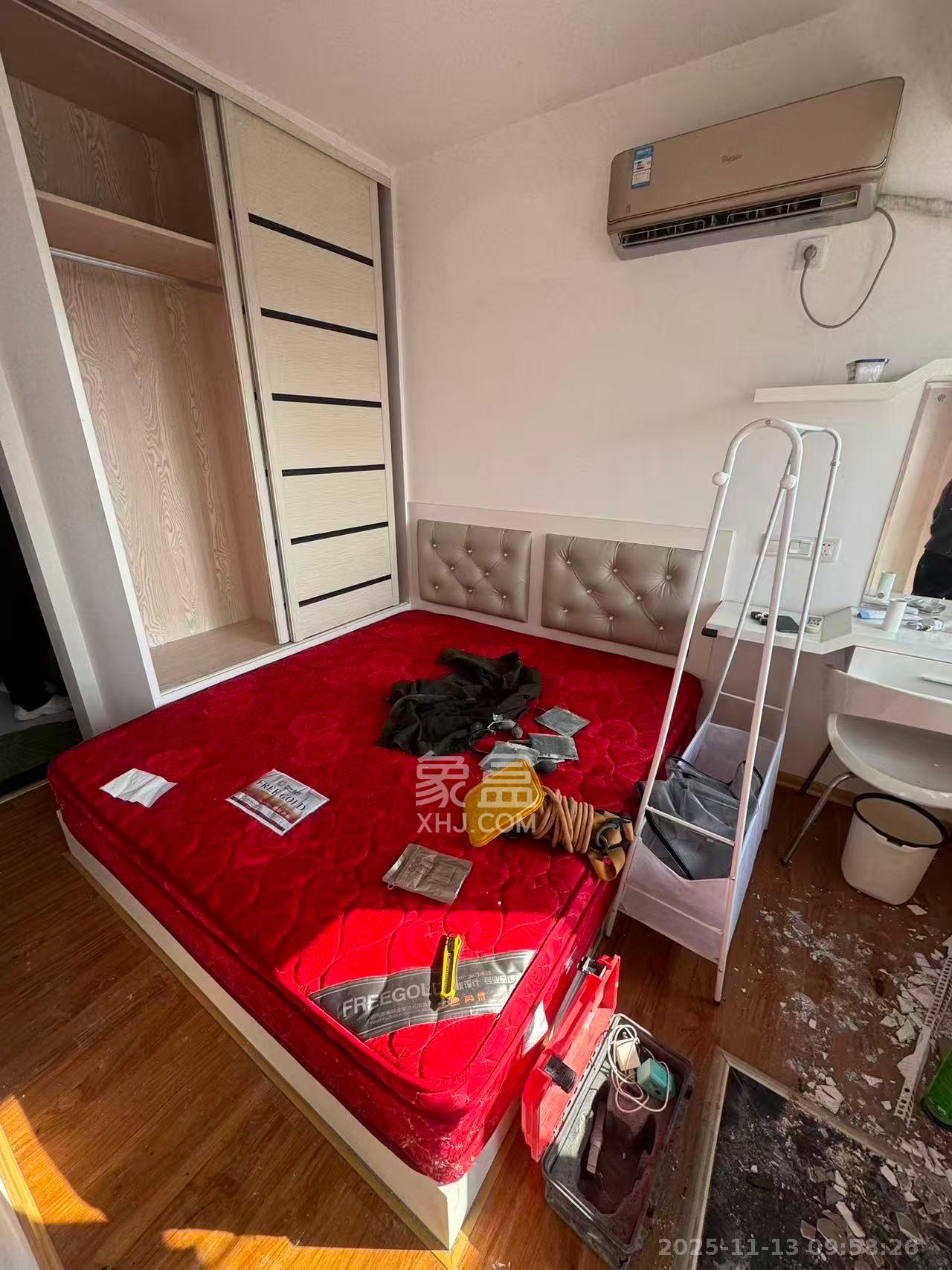 联美品格  1室2厅1卫    2000.0元/月