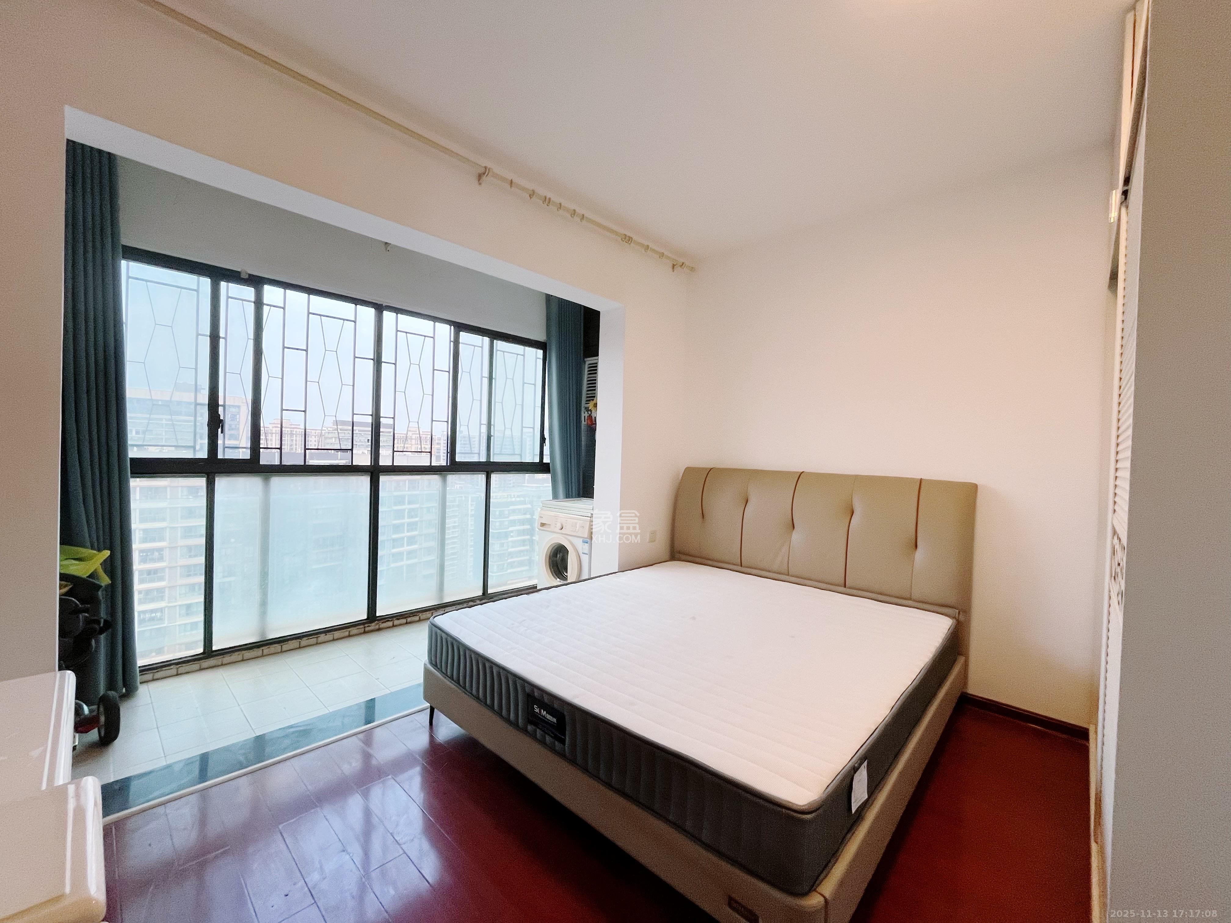 恒基凯旋门一二期  2室1厅1卫    1700.0元/月室内图