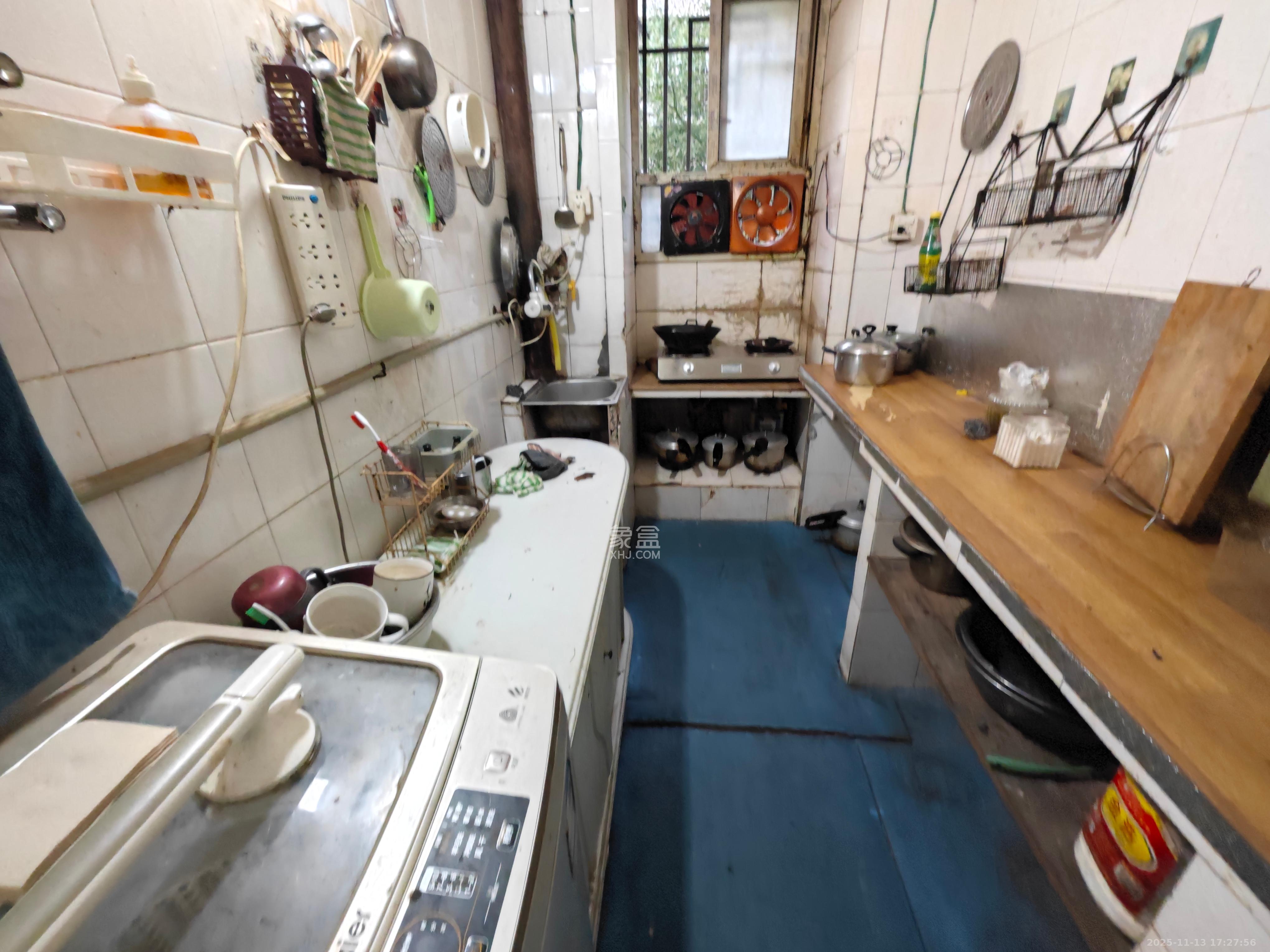 南沙井红旗织布厂宿舍 1室0厅0卫 1000.0元/月 南沙井红旗织布厂宿舍 1室0厅0卫 1000.0元/月室内图