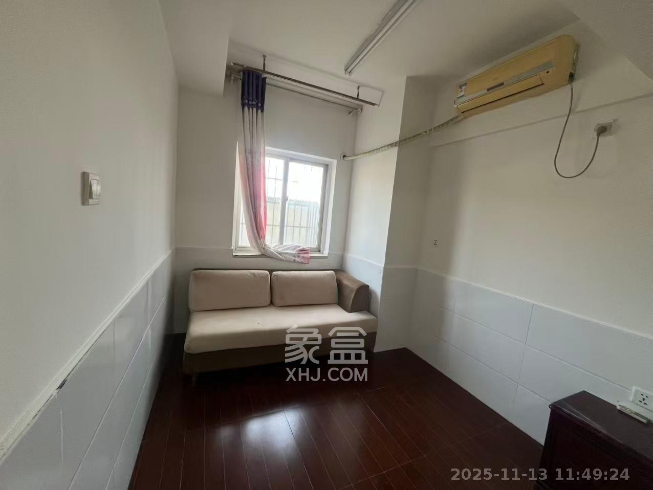 谋房博客(博客天街) 1室1厅1卫 1500.0元/月 谋房博客(博客天街) 1室1厅1卫 1500.0元/月室内图