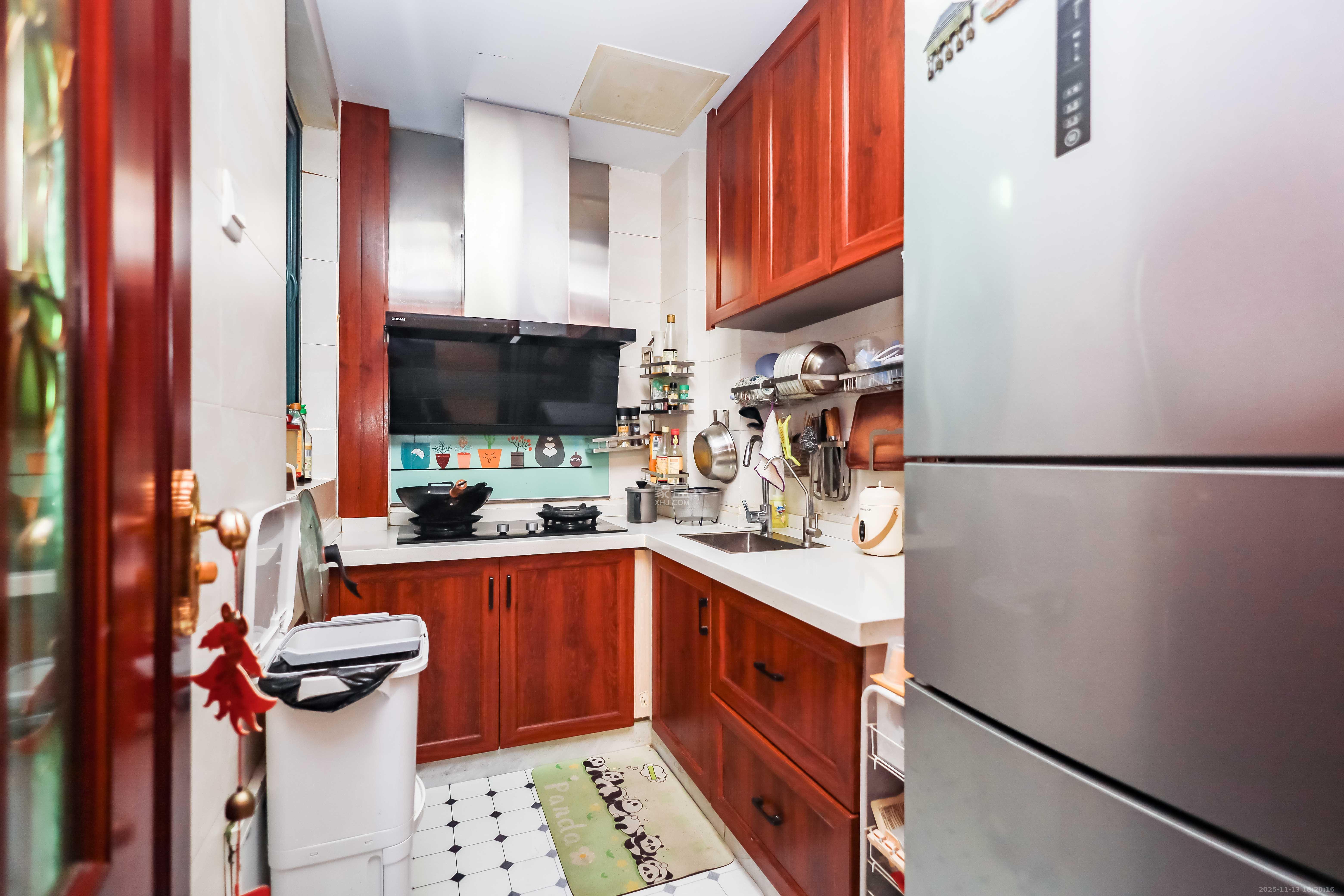 恒大华府  3室2厅1卫    135.0万厨房