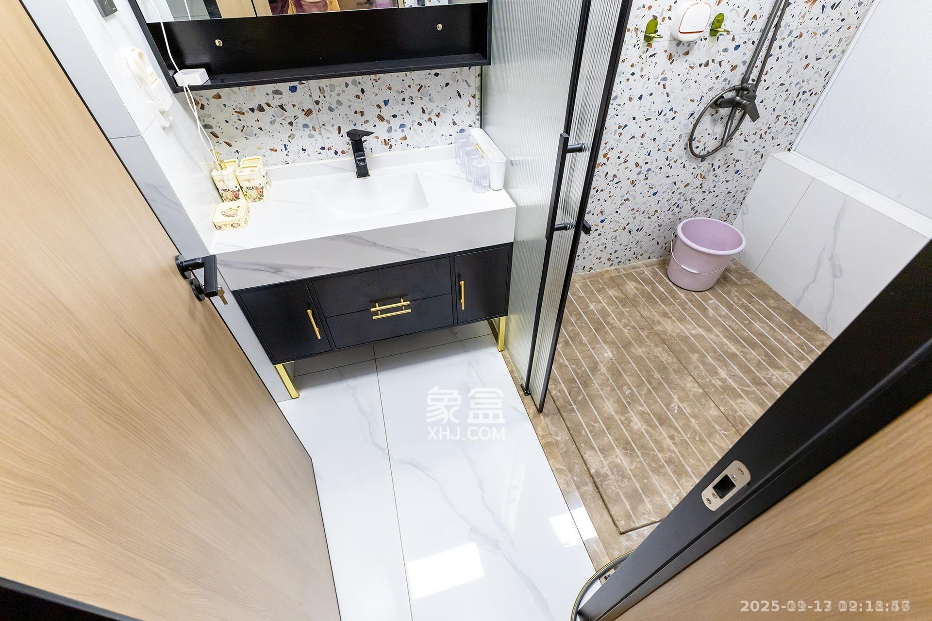 盈峰翠邸  5室2厅4卫    12000.0元/月室内图