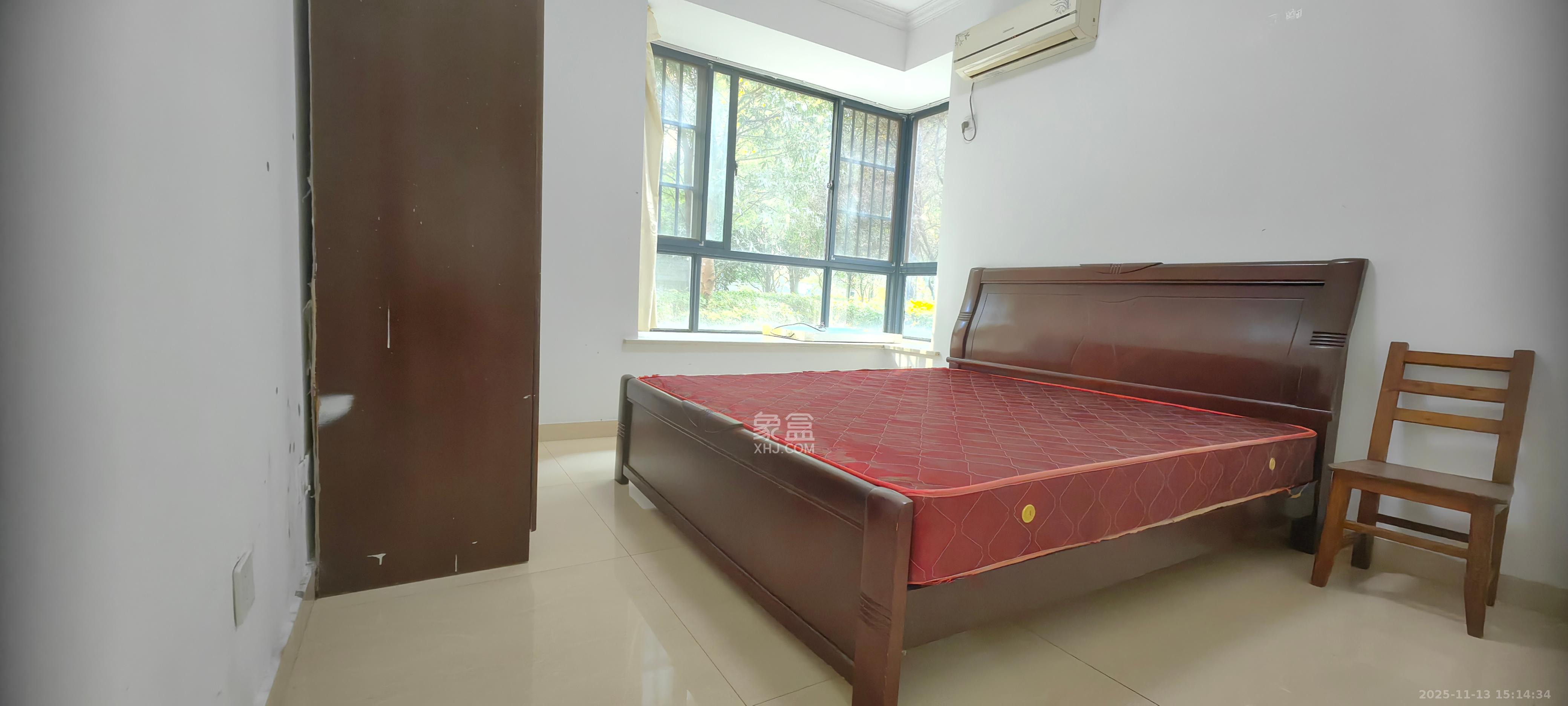 湘江世纪城融江苑  3室2厅1卫    2000.0元/月室内图