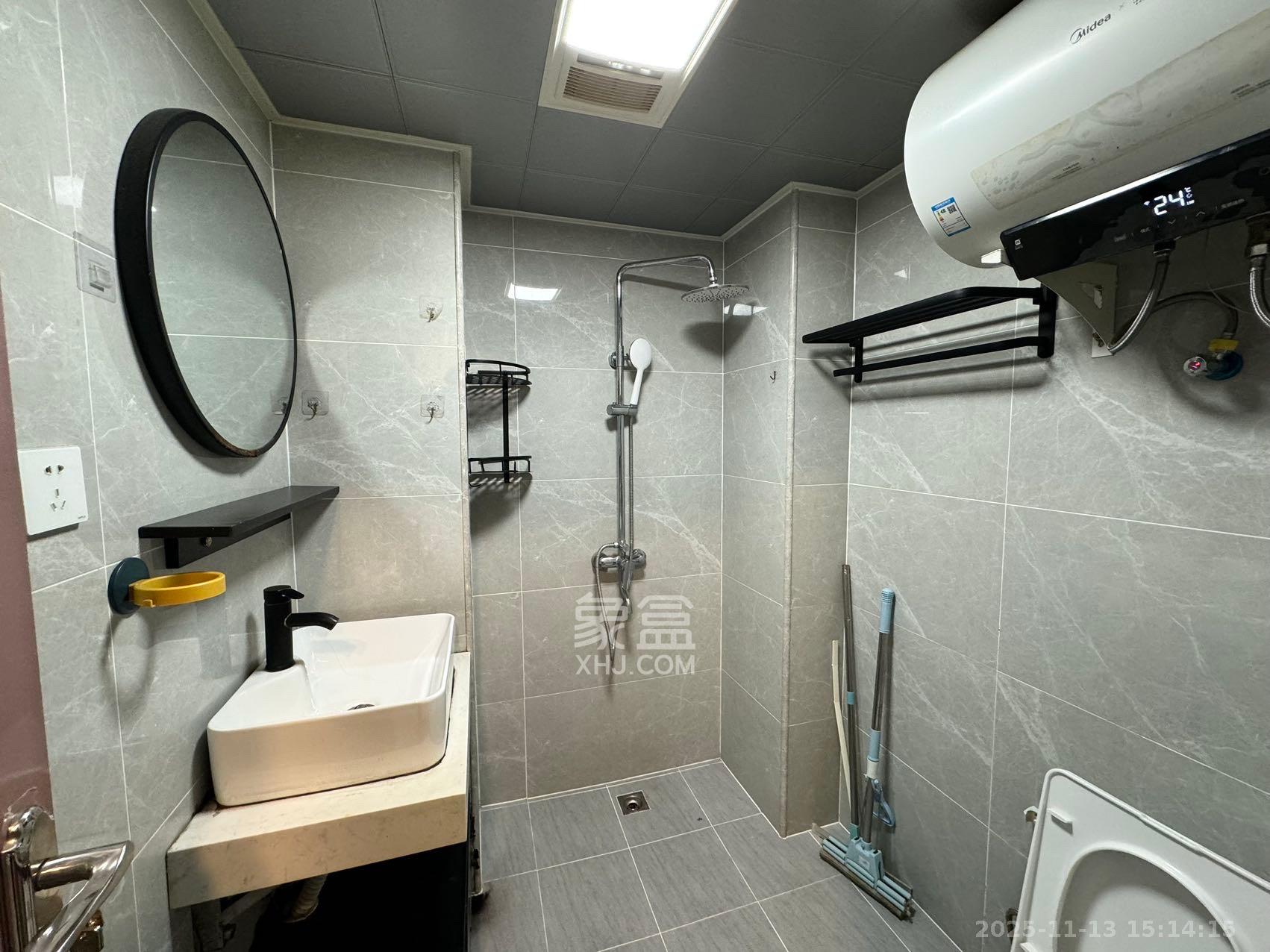 裕天国际商汇中心  1室0厅0卫    1600.0元/月室内图