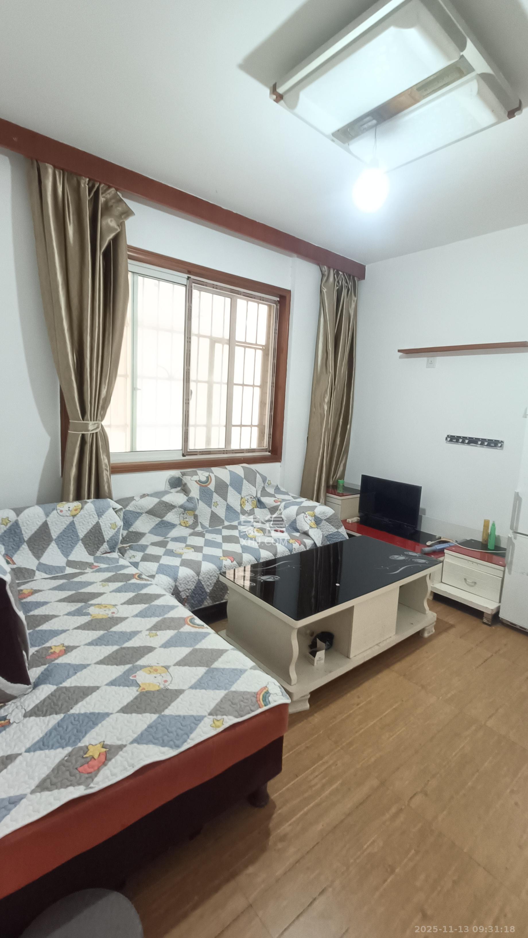 圣力华苑 1室1厅1卫 1000.0元/月 圣力华苑 1室1厅1卫 1000.0元/月室内图