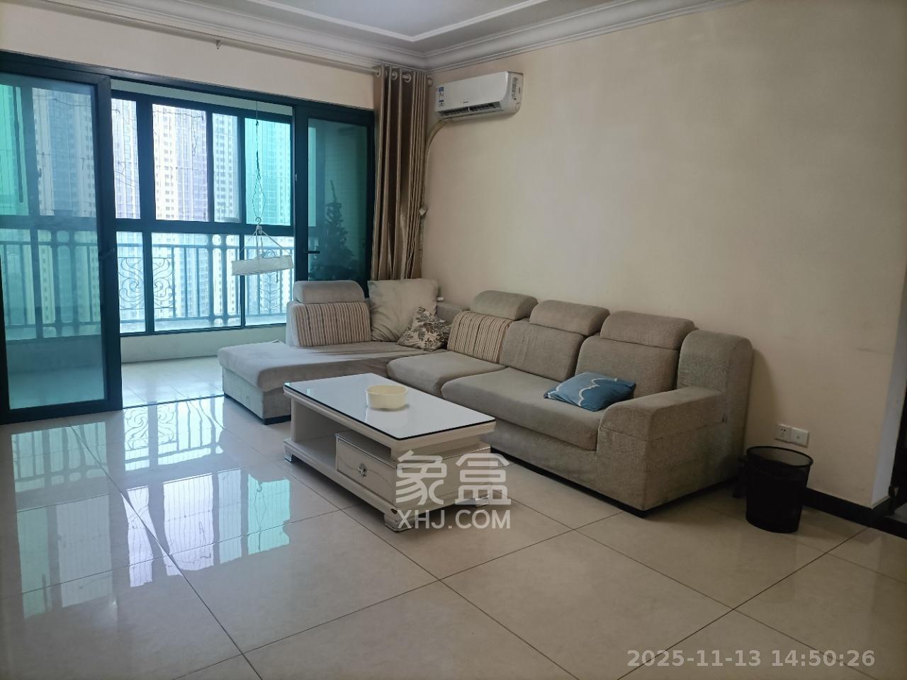 恒大雅苑 3室2厅2卫 2600.0元/月 恒大雅苑 3室2厅2卫 2600.0元/月室内图