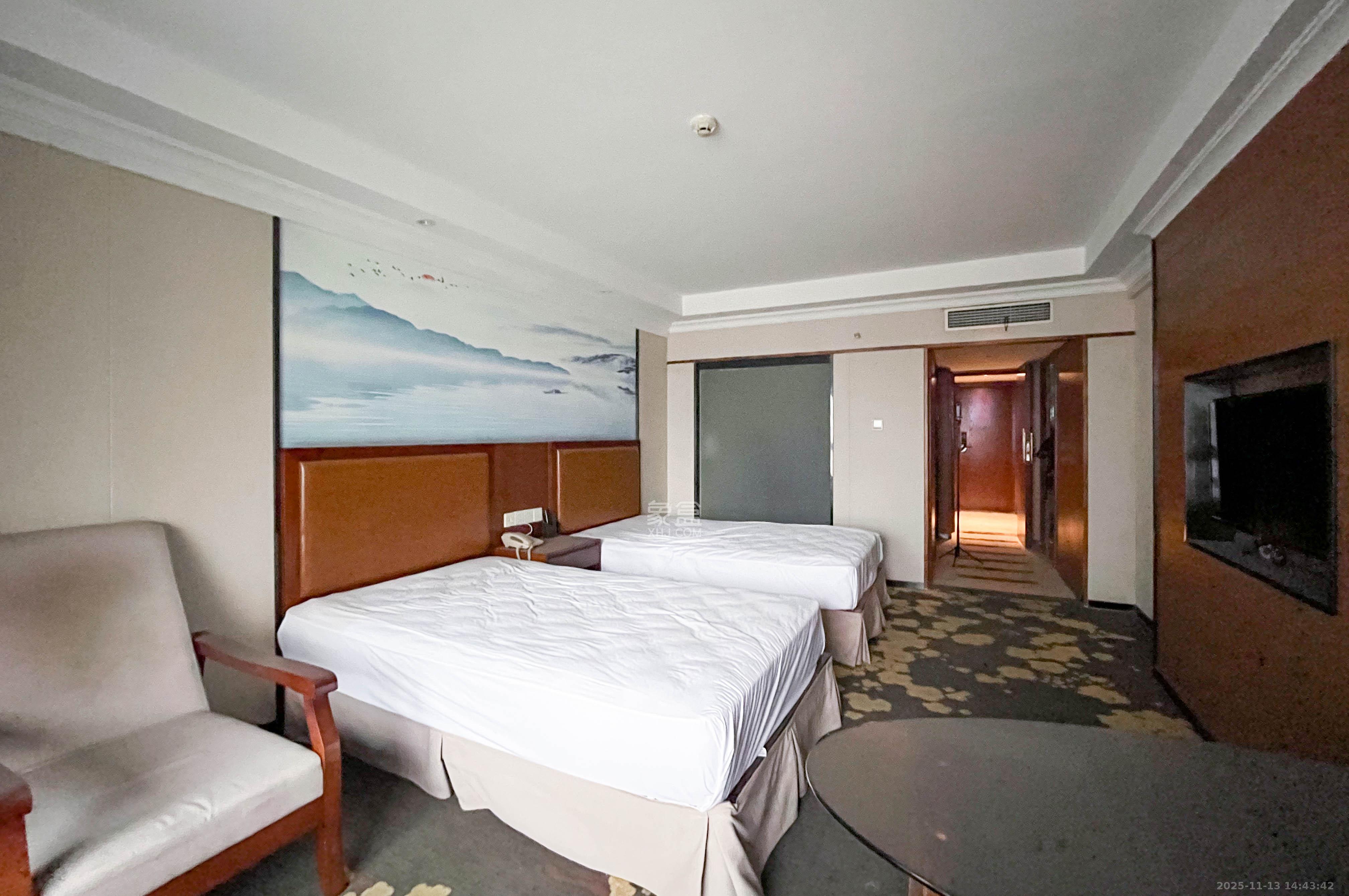 玛依拉山庄 2室1厅1卫 60.0万 玛依拉山庄 2室1厅1卫 60.0万其他