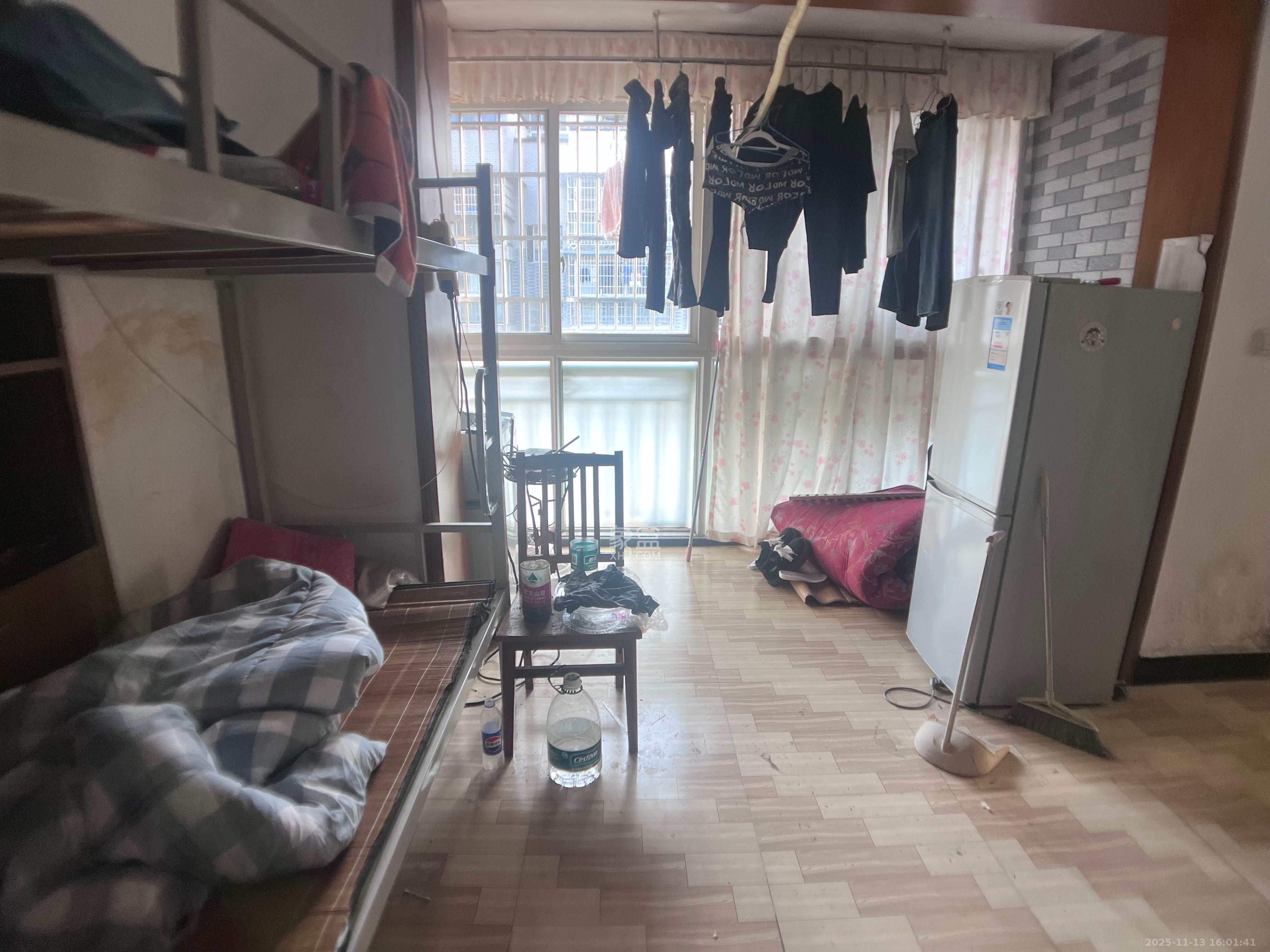 金麓西岸和苑 2室2厅1卫 1700.0元/月 金麓西岸和苑 2室2厅1卫 1700.0元/月室内图