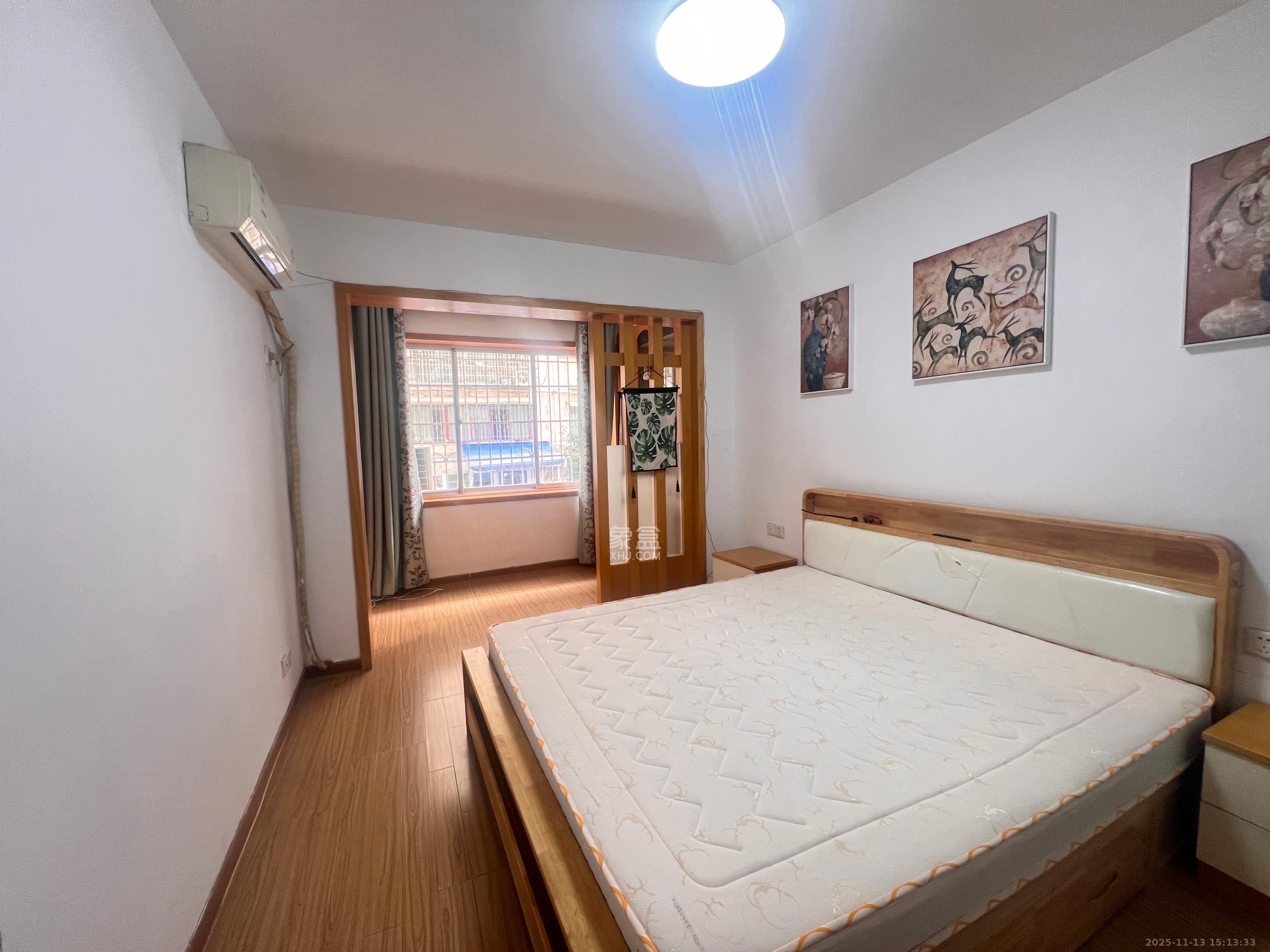 金三角花园 2室2厅1卫 2000.0元/月 金三角花园 2室2厅1卫 2000.0元/月室内图