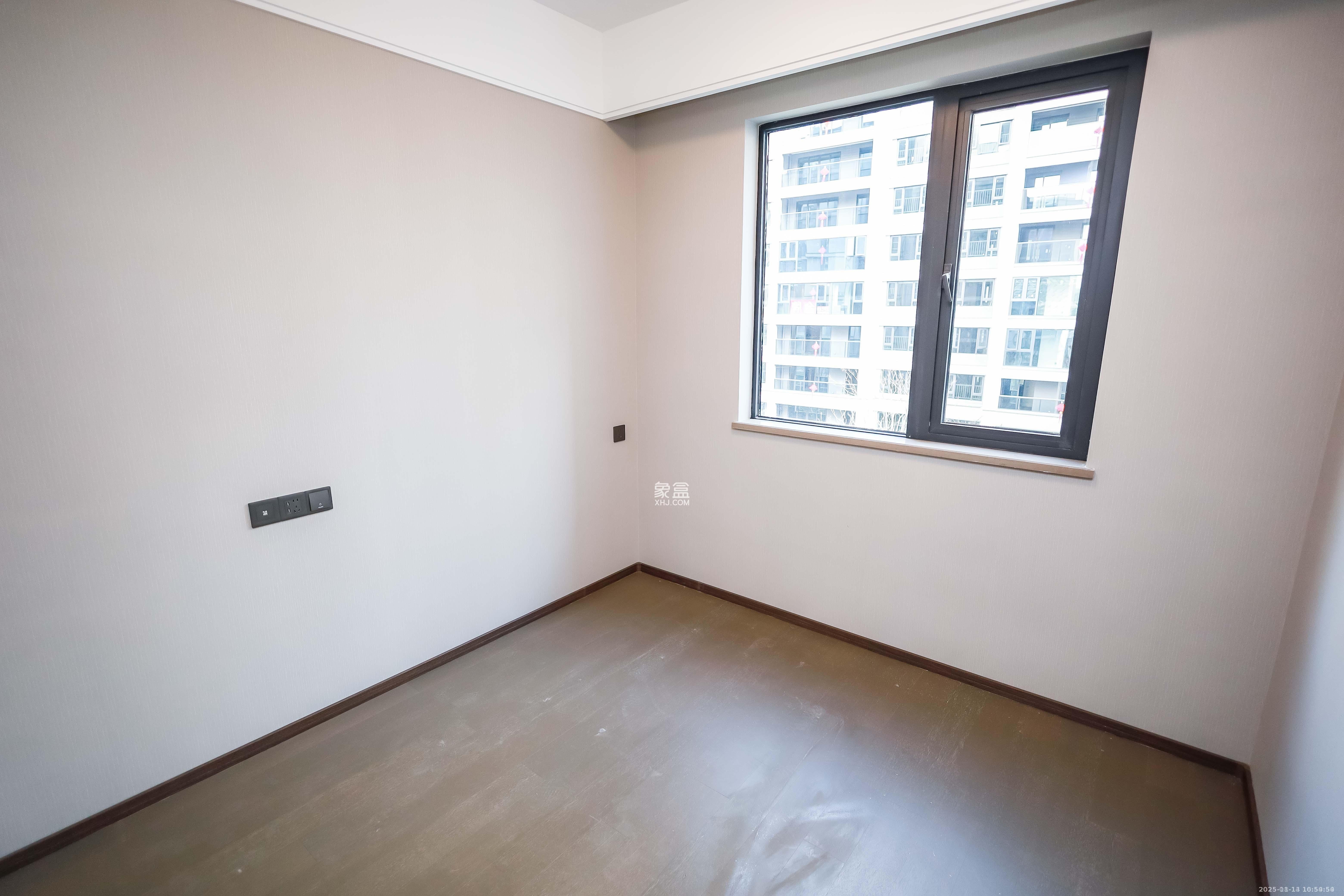 龙湖舜山府 4室2厅2卫 3400.0元/月 龙湖舜山府 4室2厅2卫 3400.0元/月室内图