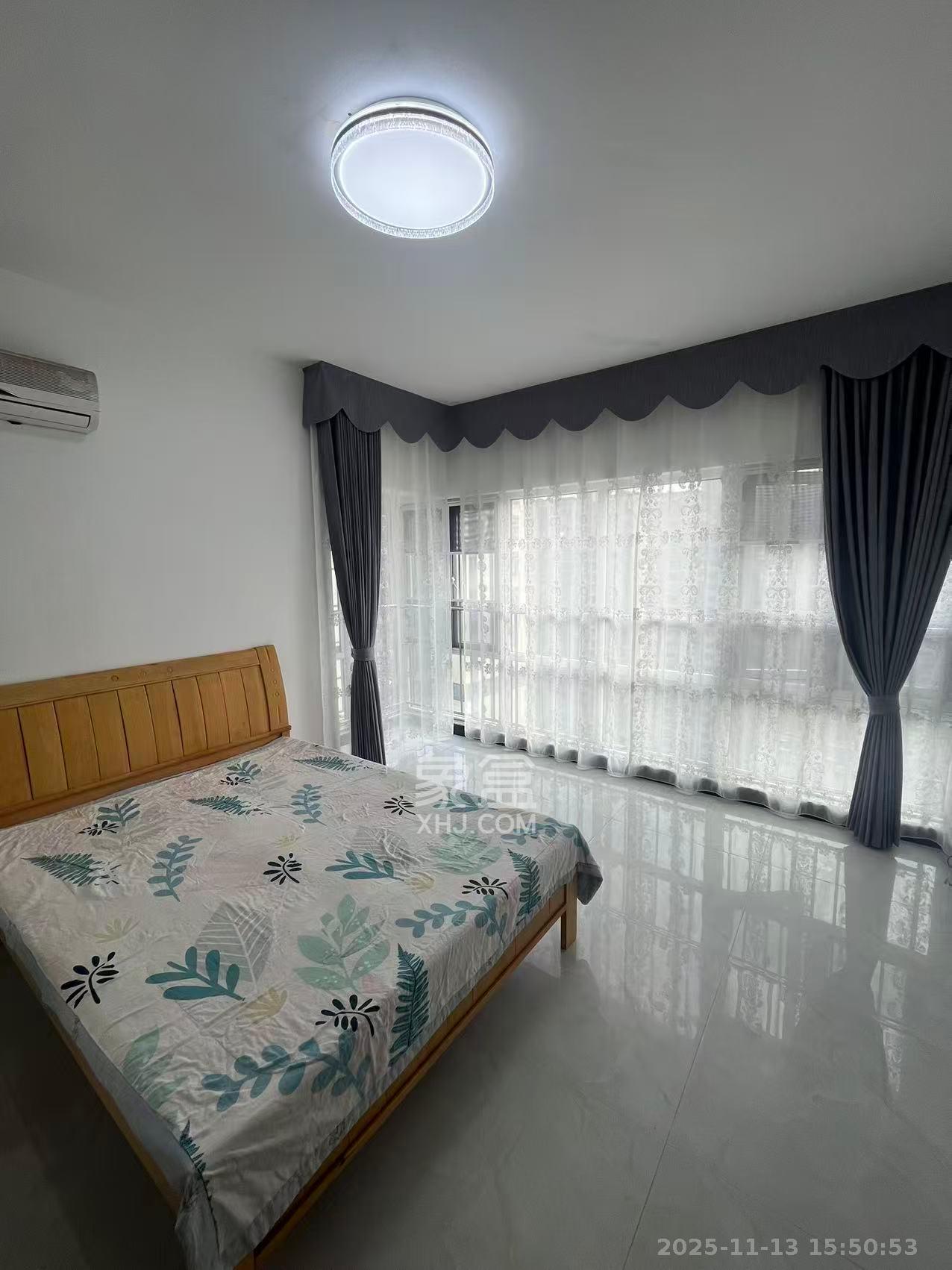 泊爱蓝湾  3室2厅2卫    3000.0元/月室内图