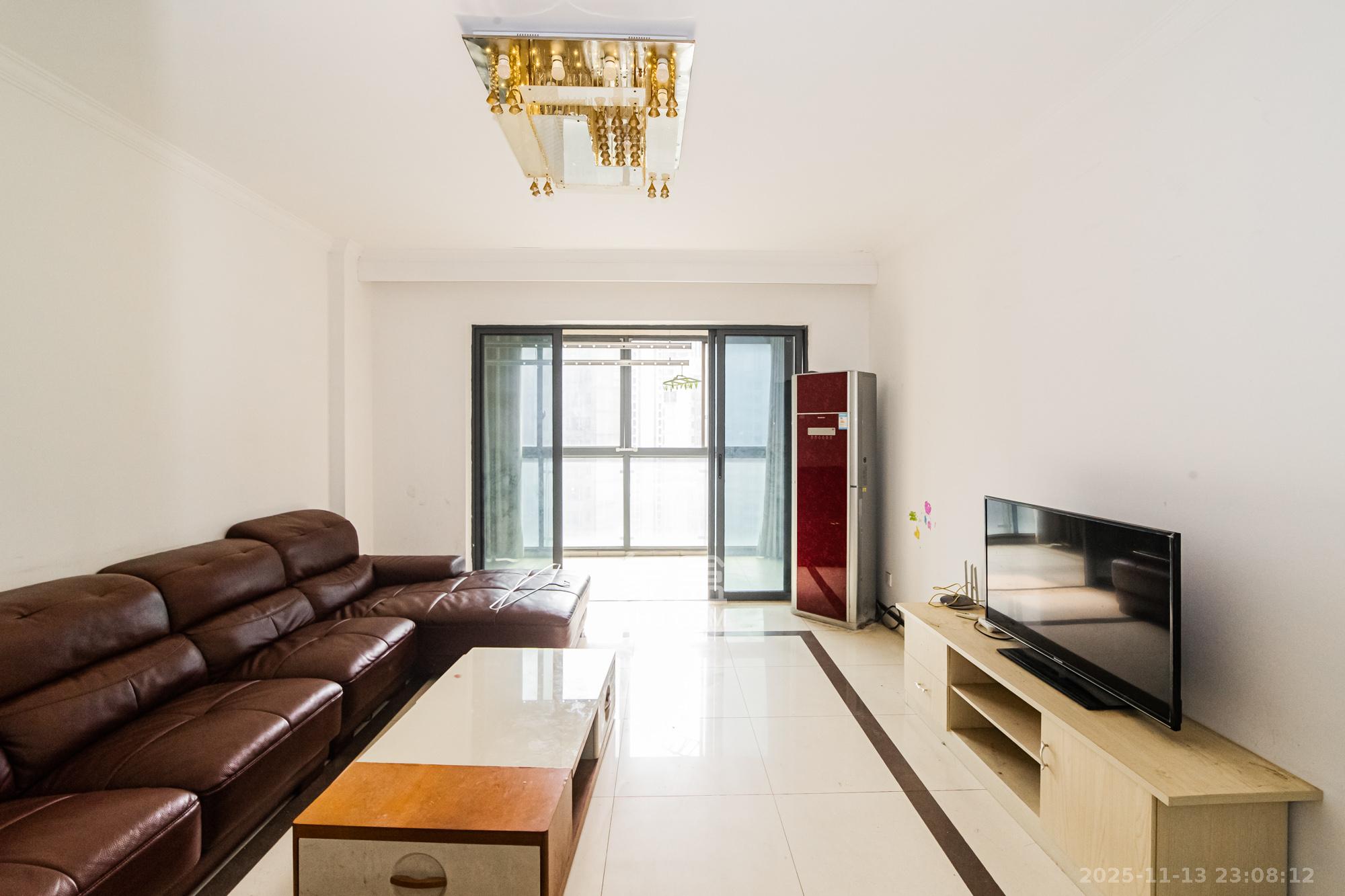 珠江花城二期扶水岸  3室2厅2卫    96.0万