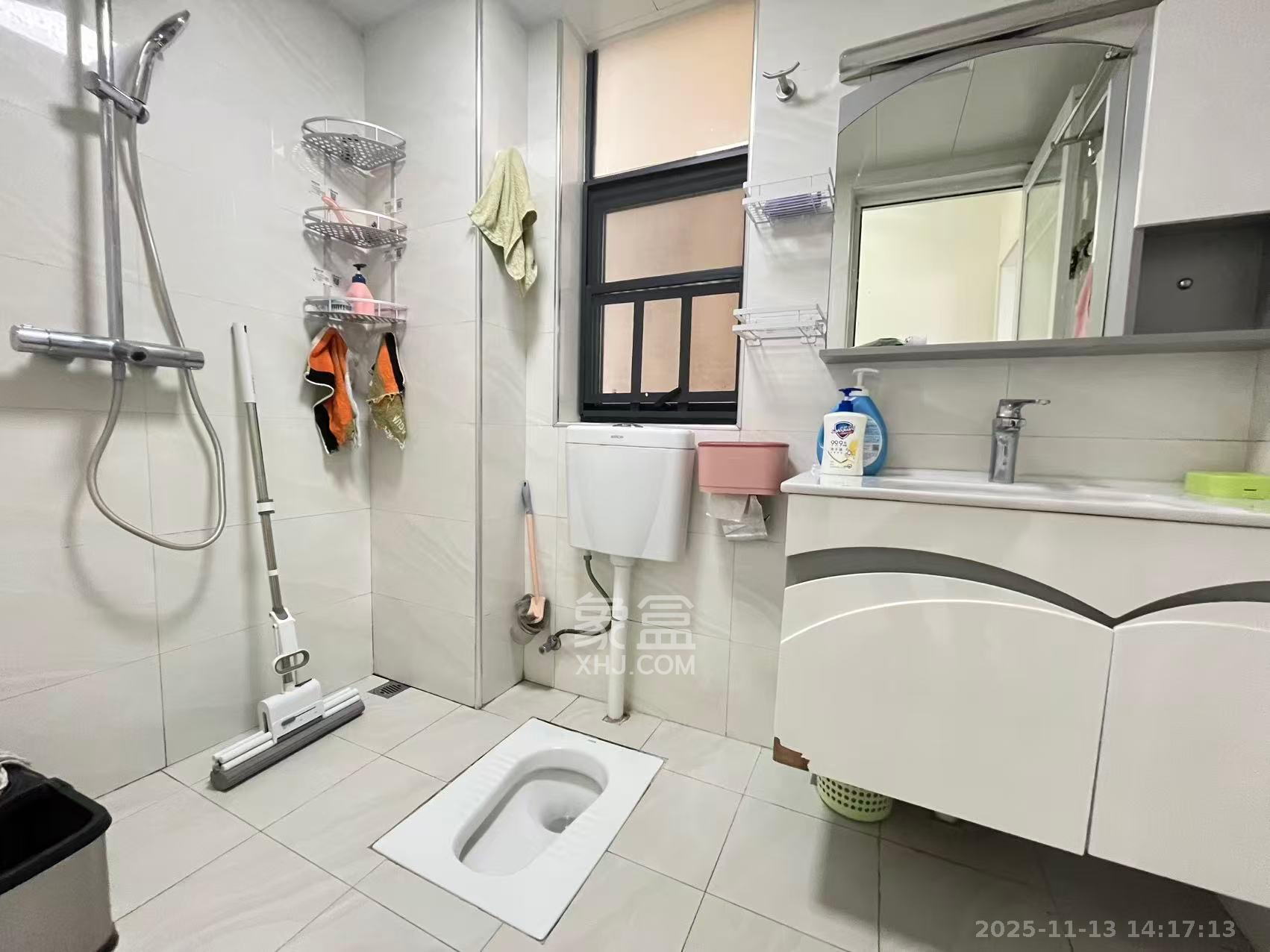 兰亭湾畔 4室2厅2卫 3000.0元/月 兰亭湾畔 4室2厅2卫 3000.0元/月室内图