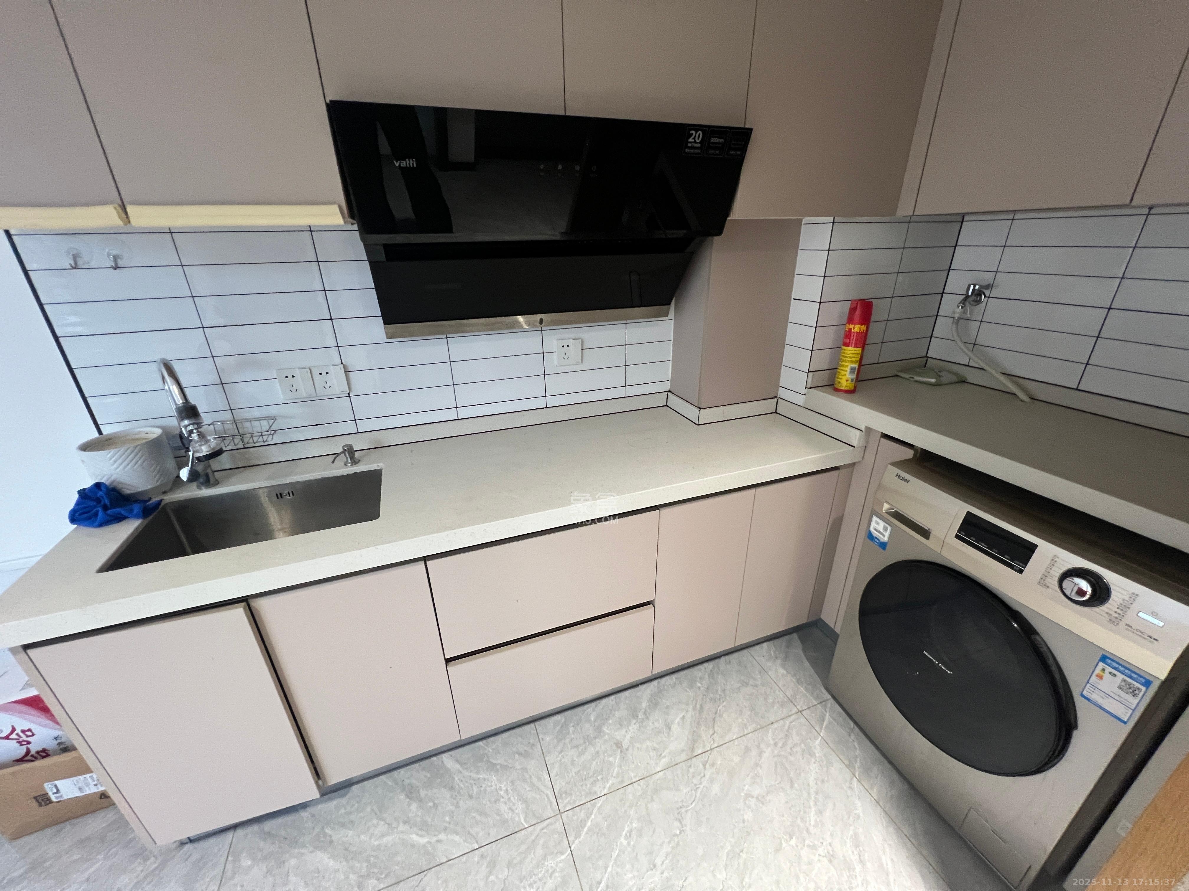 明昇壹城(明昇时代广场)三期 2室2厅1卫 2400.0元/月 明昇壹城(明昇时代广场)三期 2室2厅1卫 2400.0元/月室内图