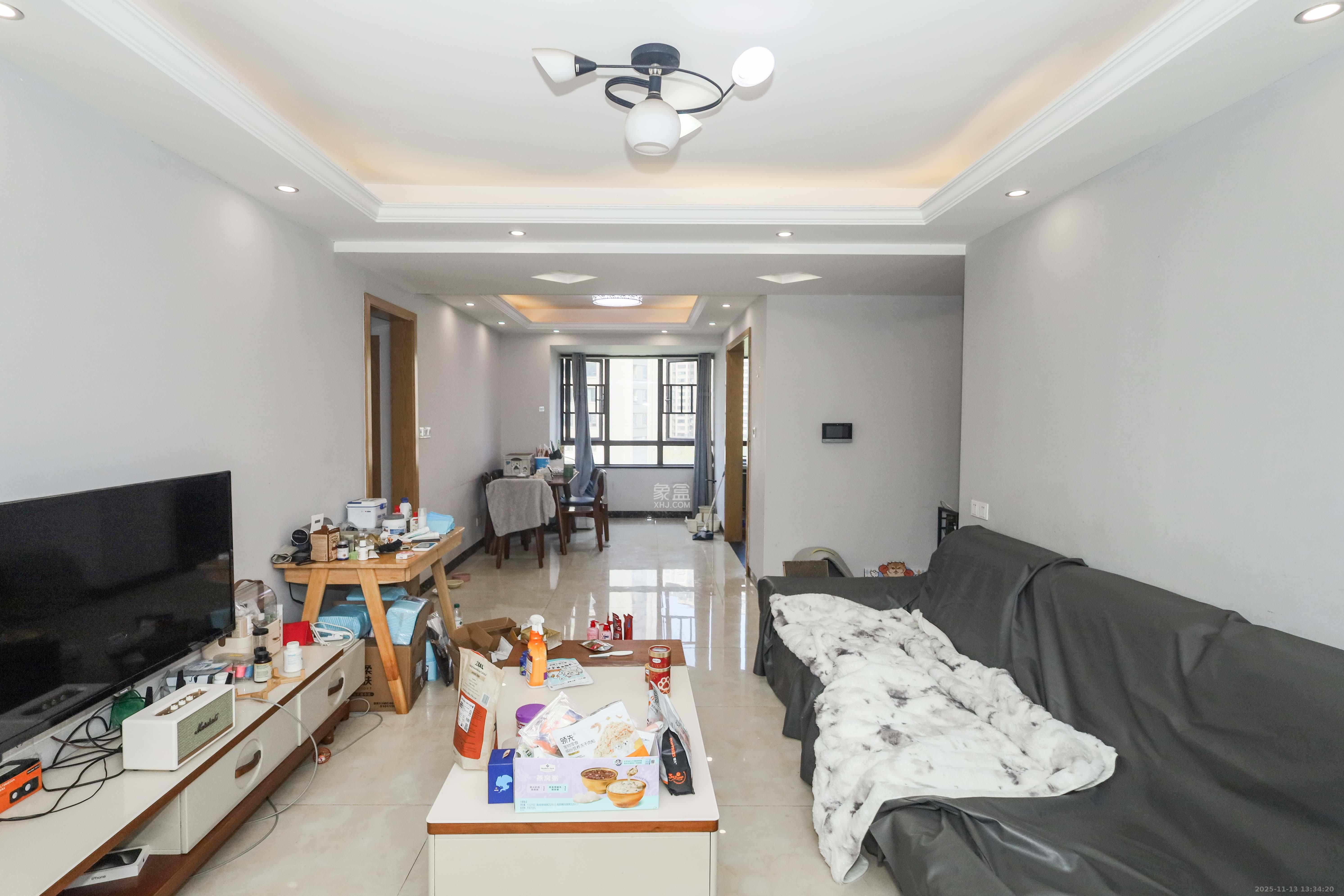 和泓梅溪四季 3室2厅1卫 138.0万 和泓梅溪四季 3室2厅1卫 138.0万客厅