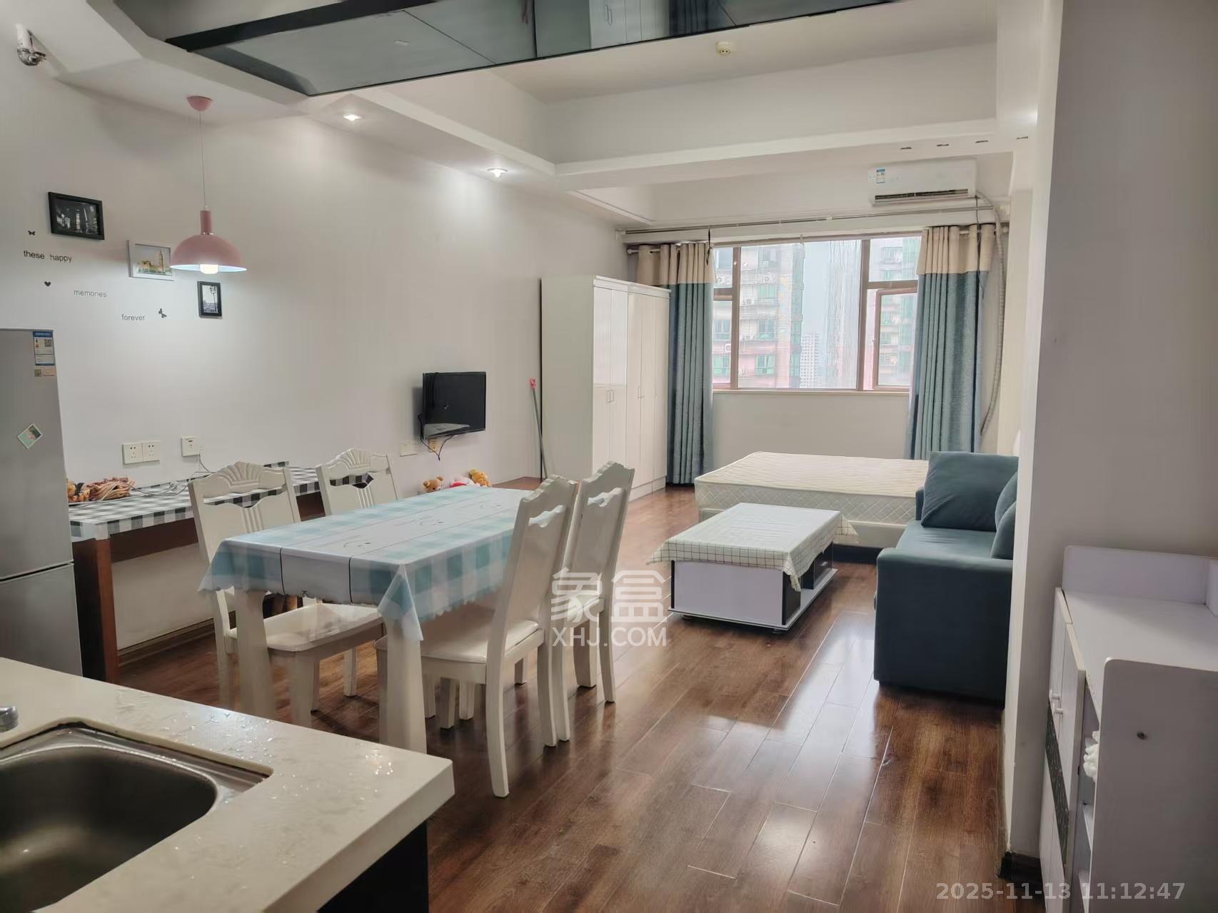 昊天大厦 1室1厅1卫 2000.0元/月 昊天大厦 1室1厅1卫 2000.0元/月室内图