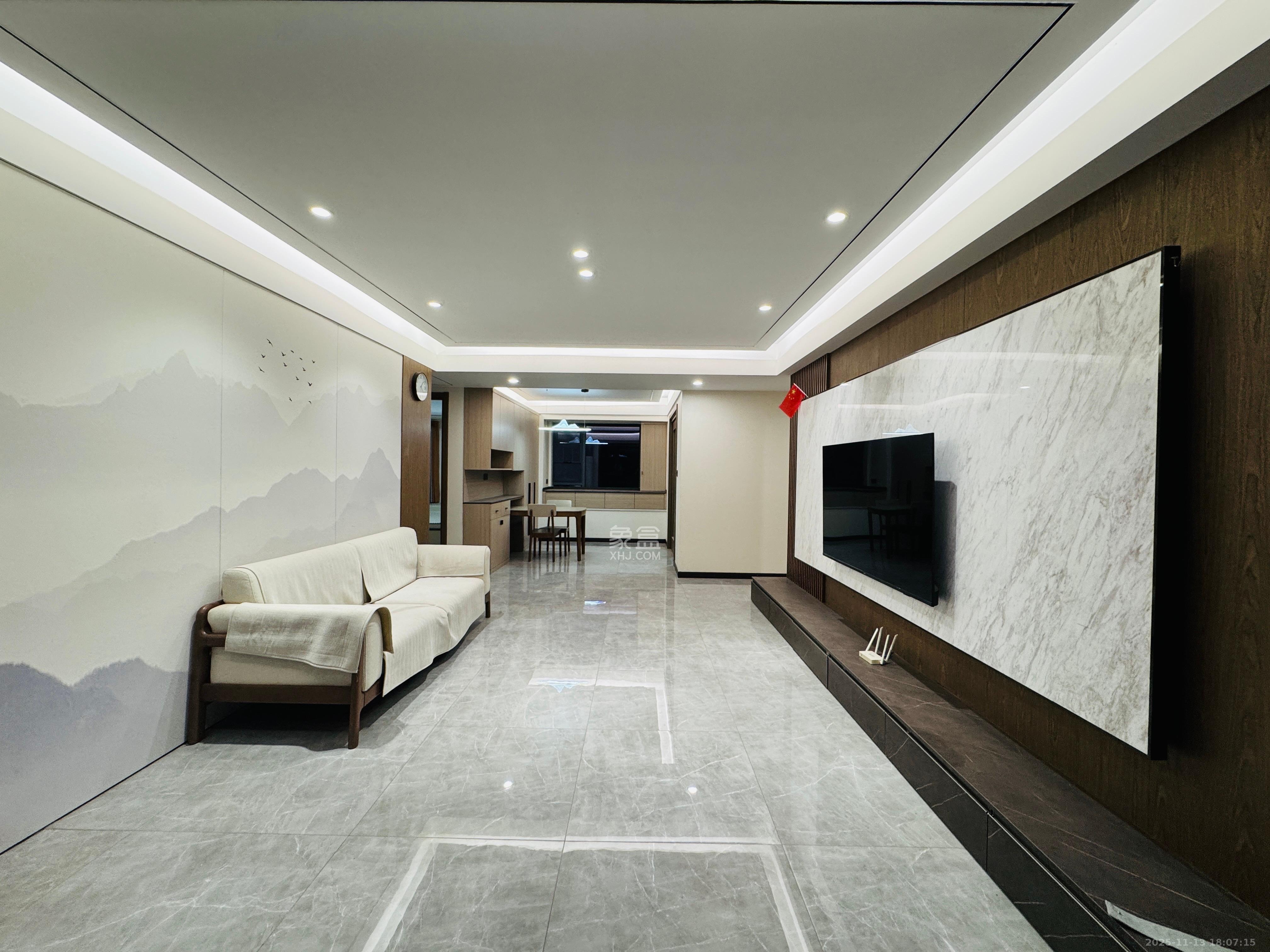 卓越中寰 4室2厅2卫 5500.0元/月 卓越中寰 4室2厅2卫 5500.0元/月室内图