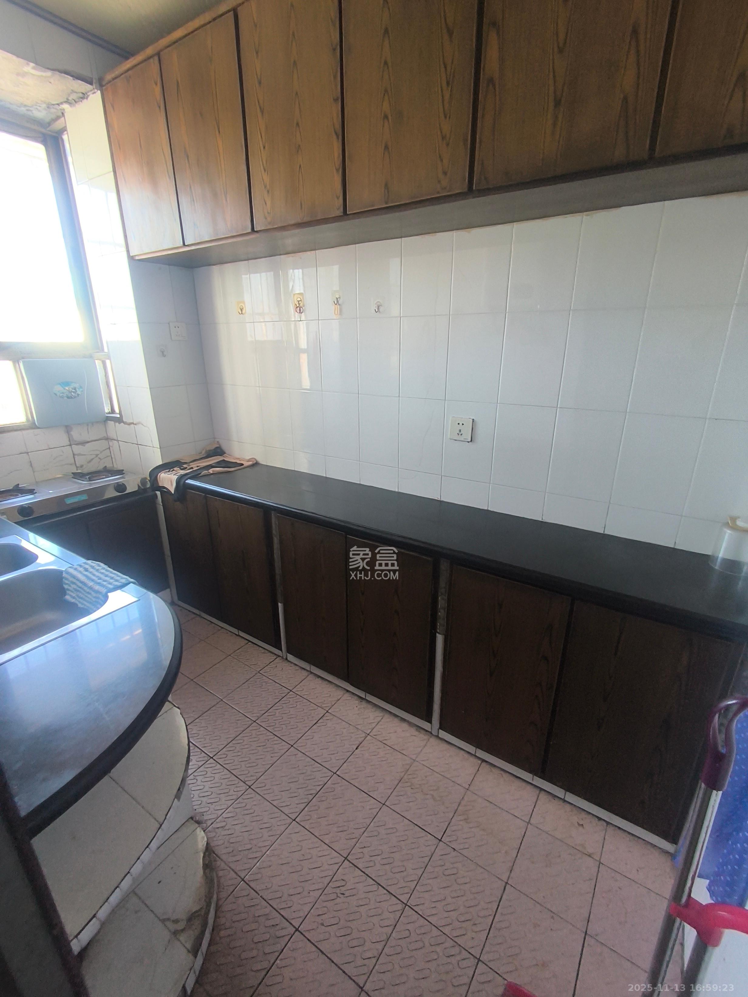 清逸居  1室2厅2卫    800.0元/月室内图