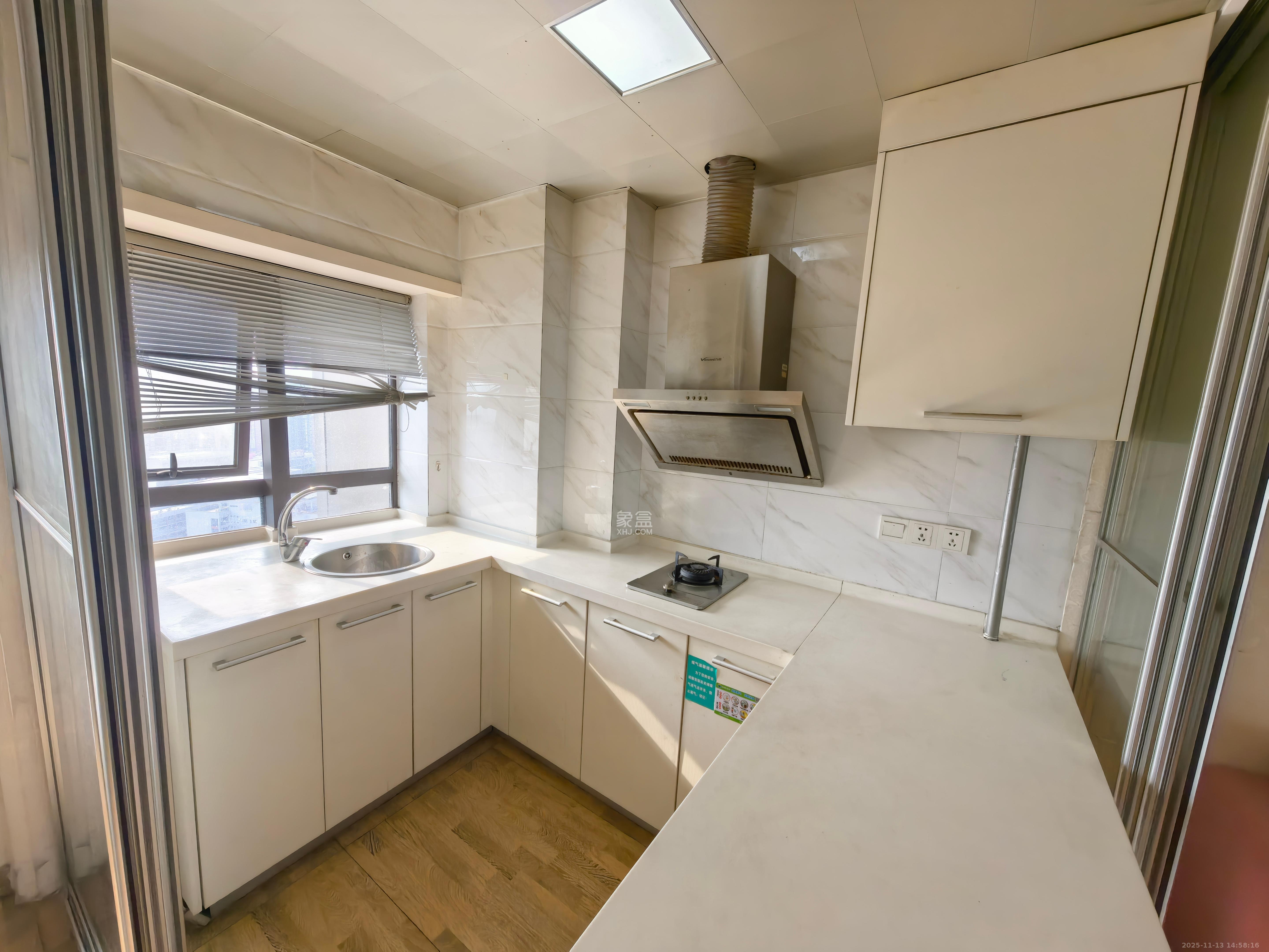 大财门公寓  1室1厅1卫    1700.0元/月室内图