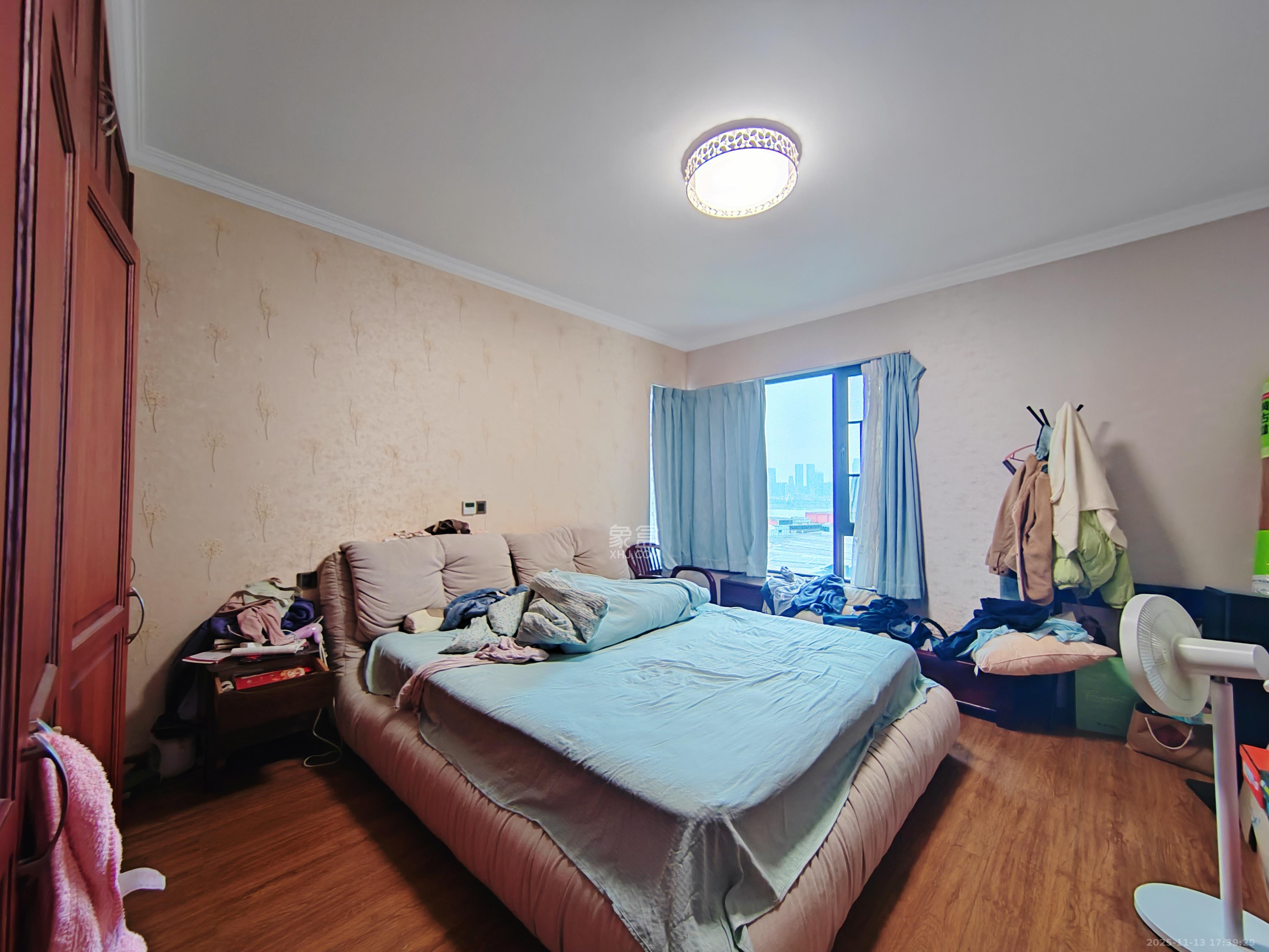 南山雍江汇（滨江国际新城）  4室2厅2卫    5500.0元/月室内图